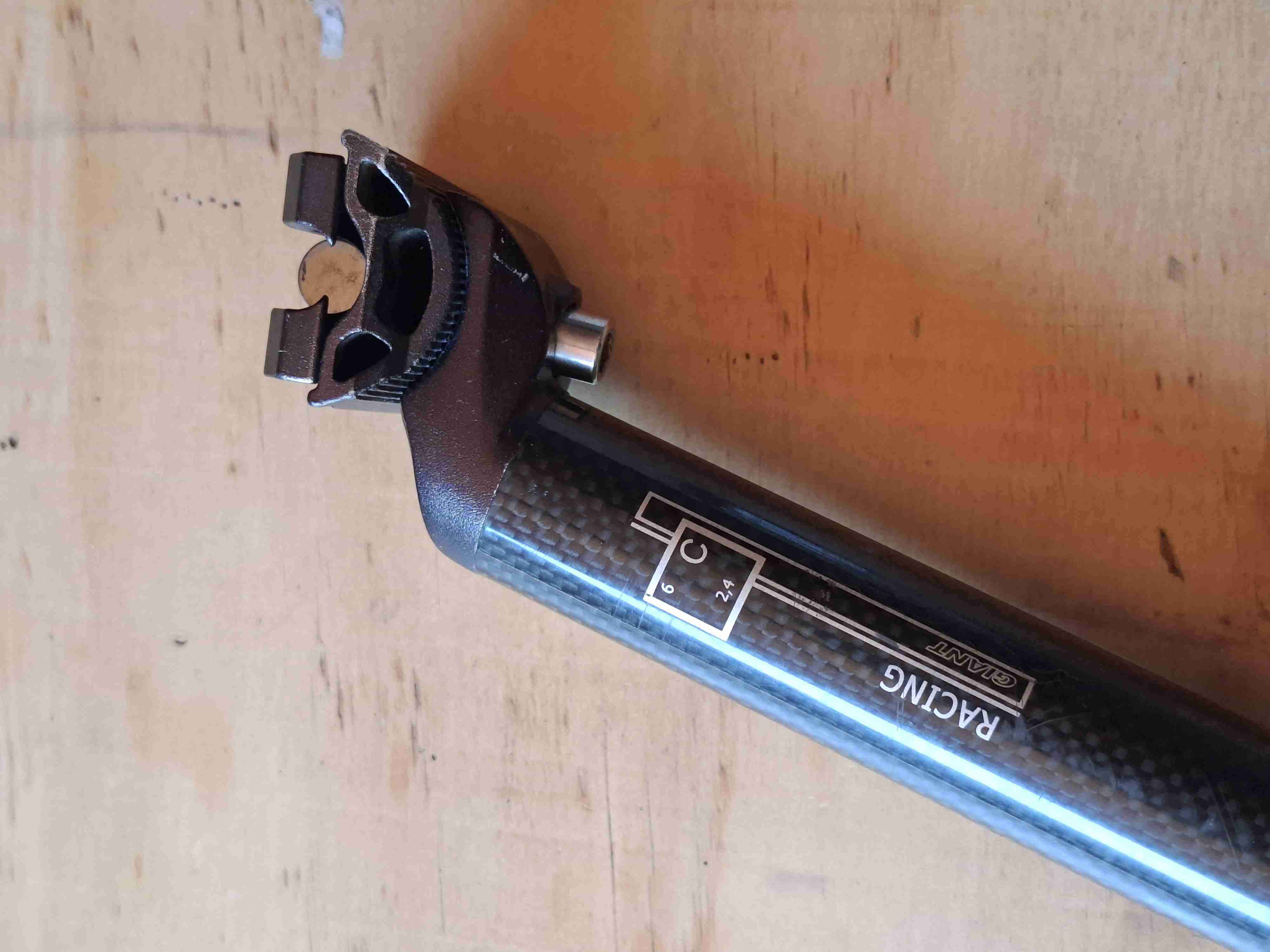 Tija de sillín de carbono Giant Racing - miniatura 2