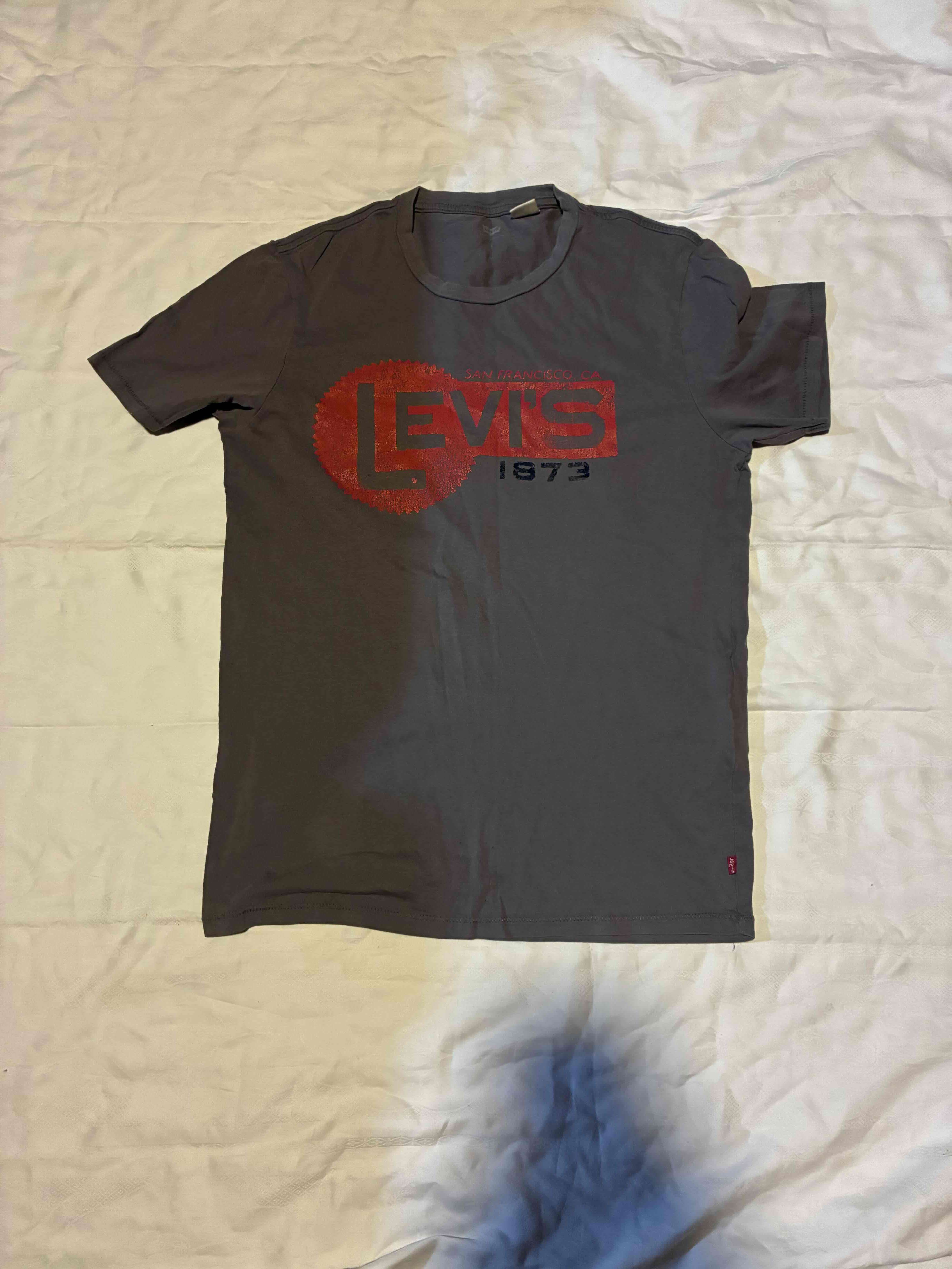 Polera hombre  gris Levi's 1873 talla S - miniatura 1