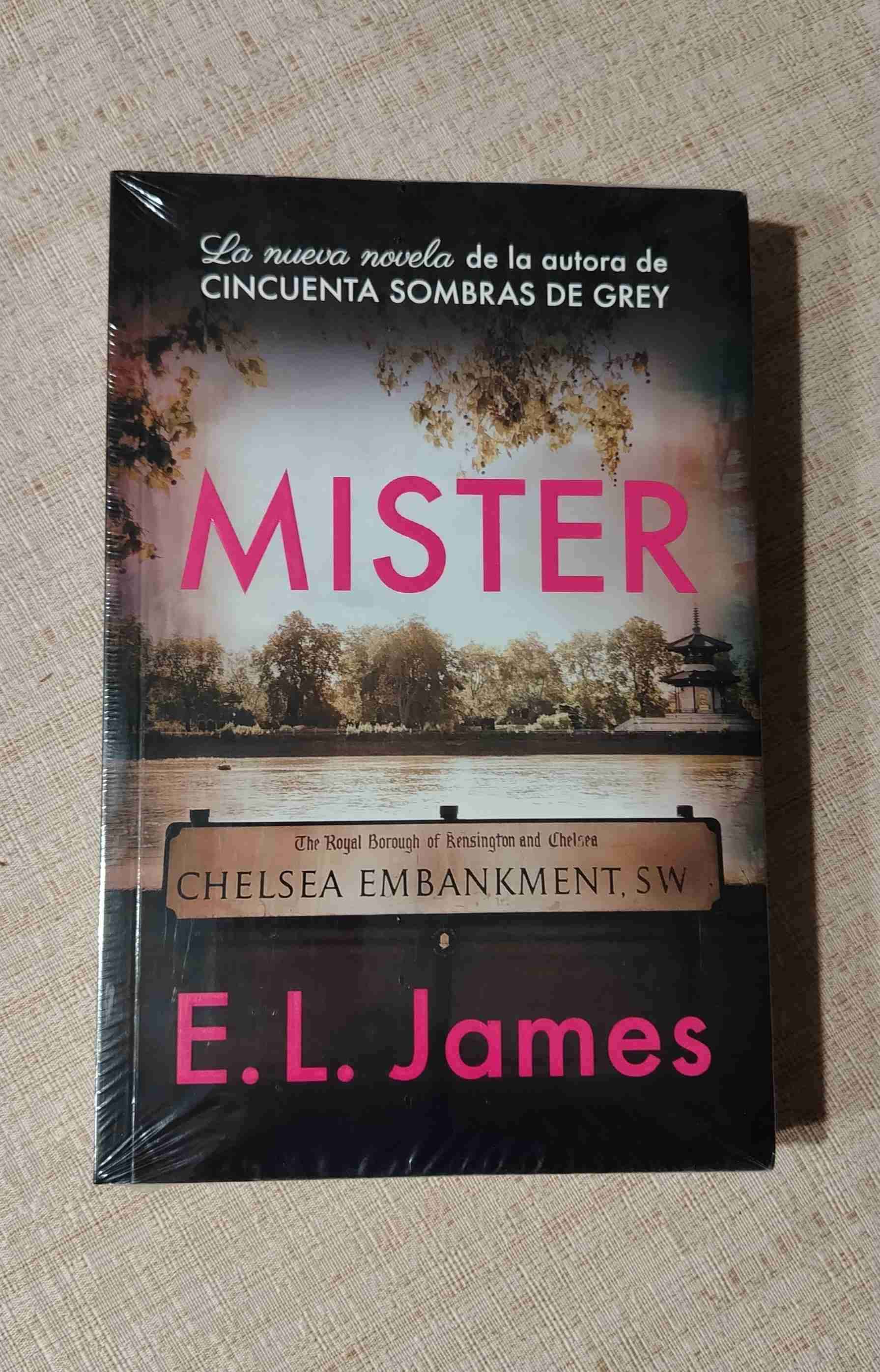 Libro 'Mister' de E.L. James - miniatura 1