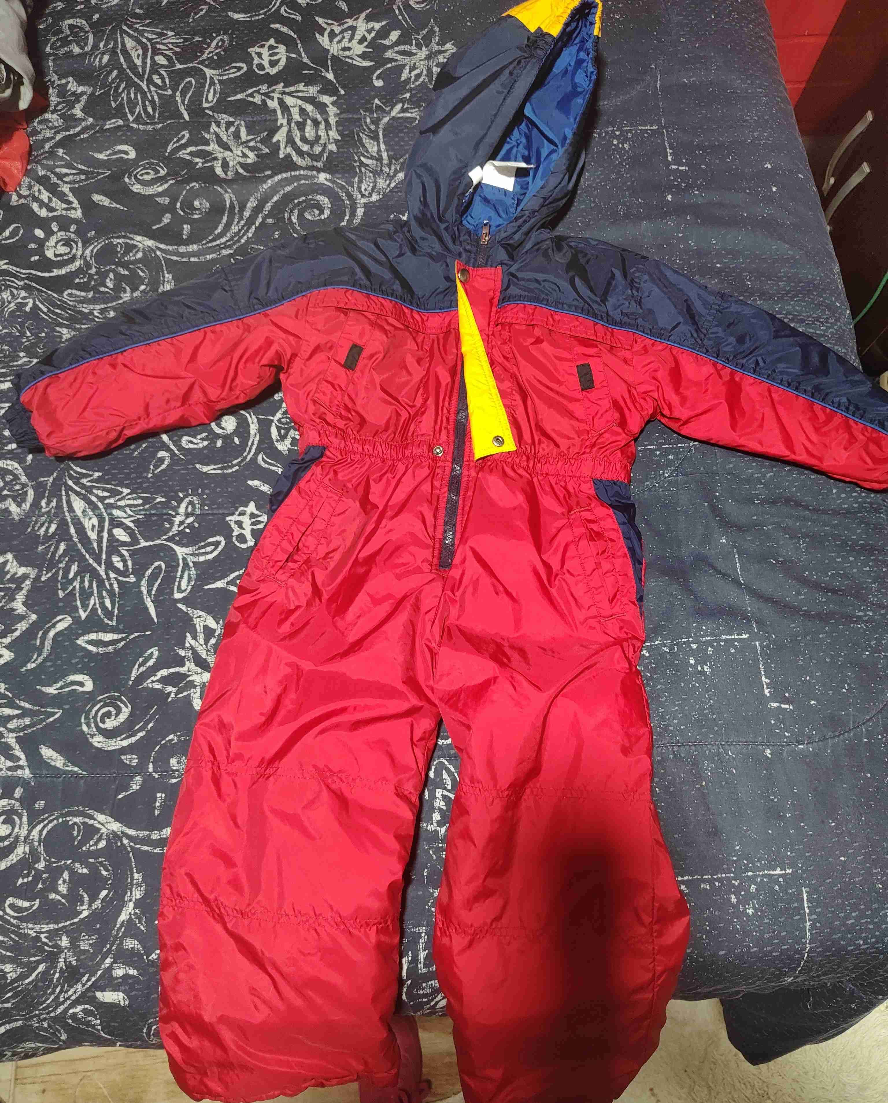 Enterito infantil invierno rojo