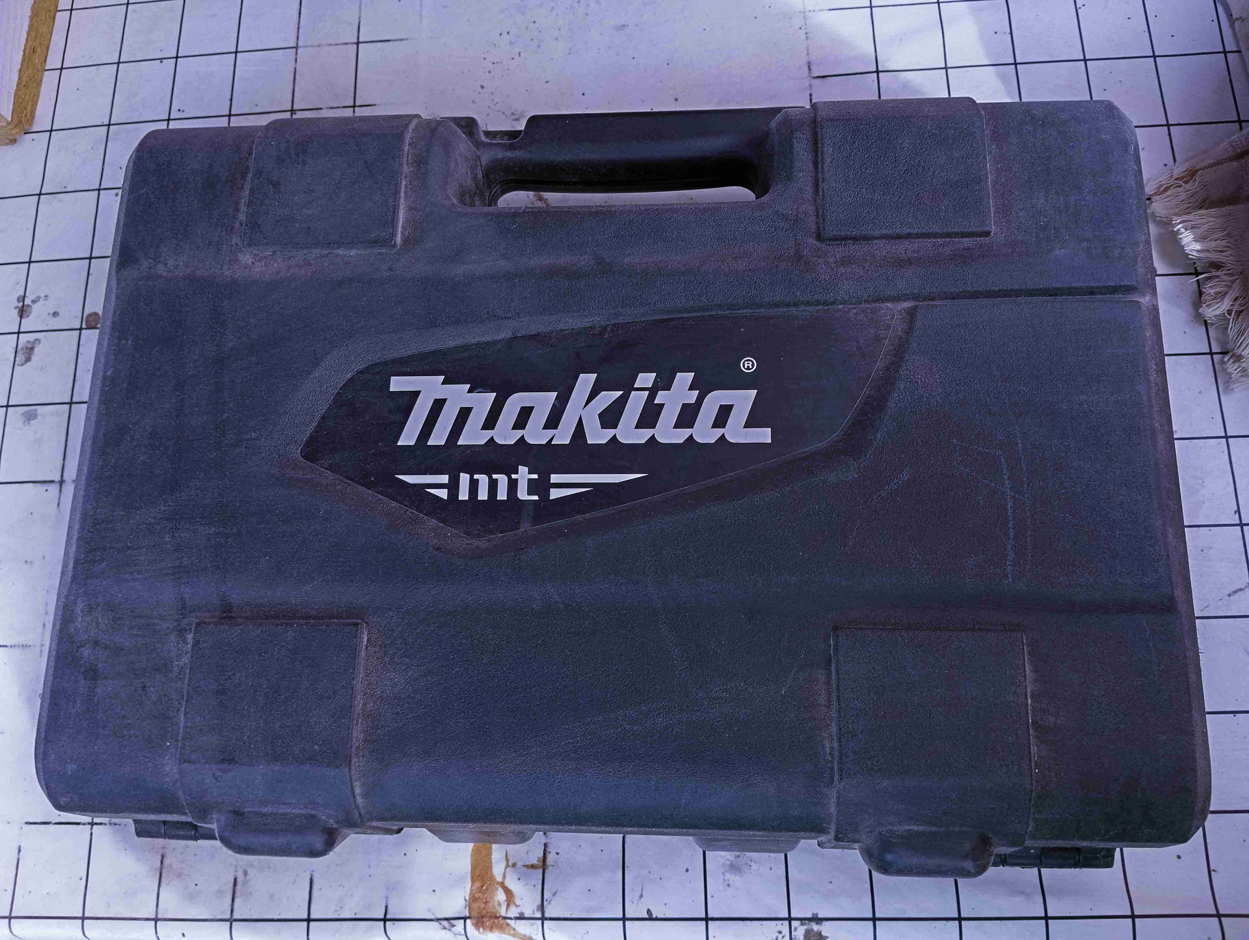 Maletín Makita mt para herramientas - miniatura 1