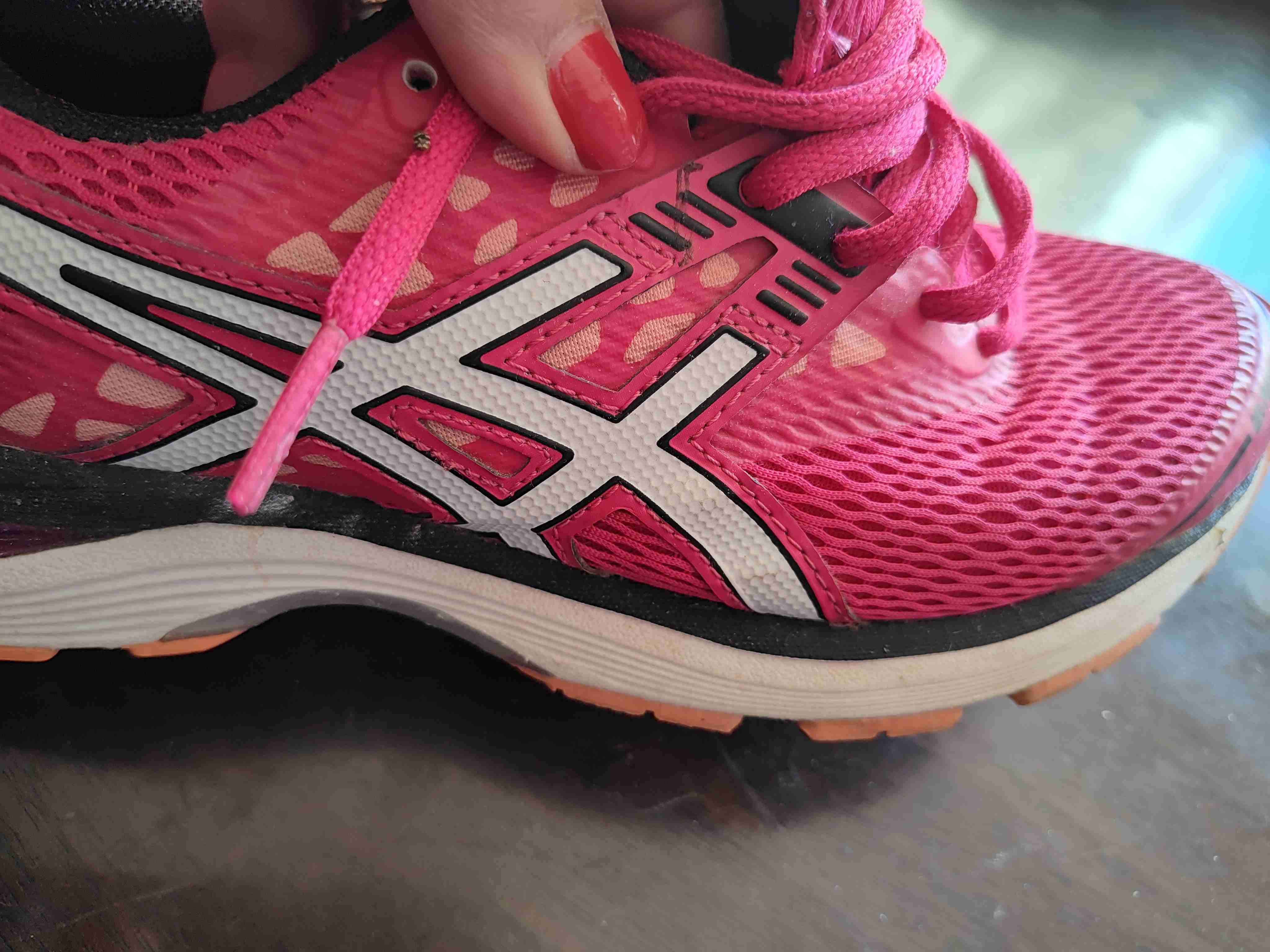 Zapatillas deportivas rosadas - miniatura 2