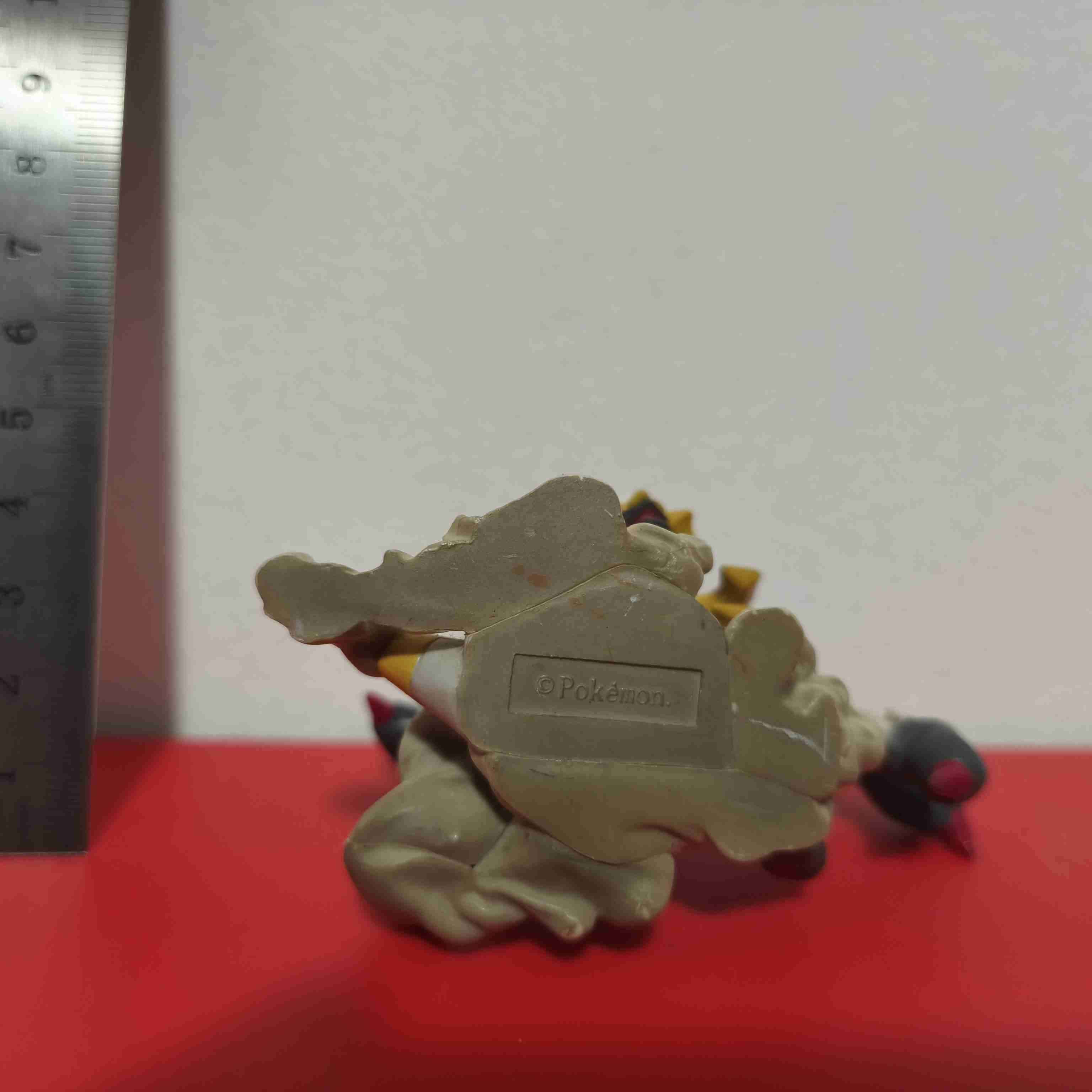 Figura Pokémon Giratina - 3