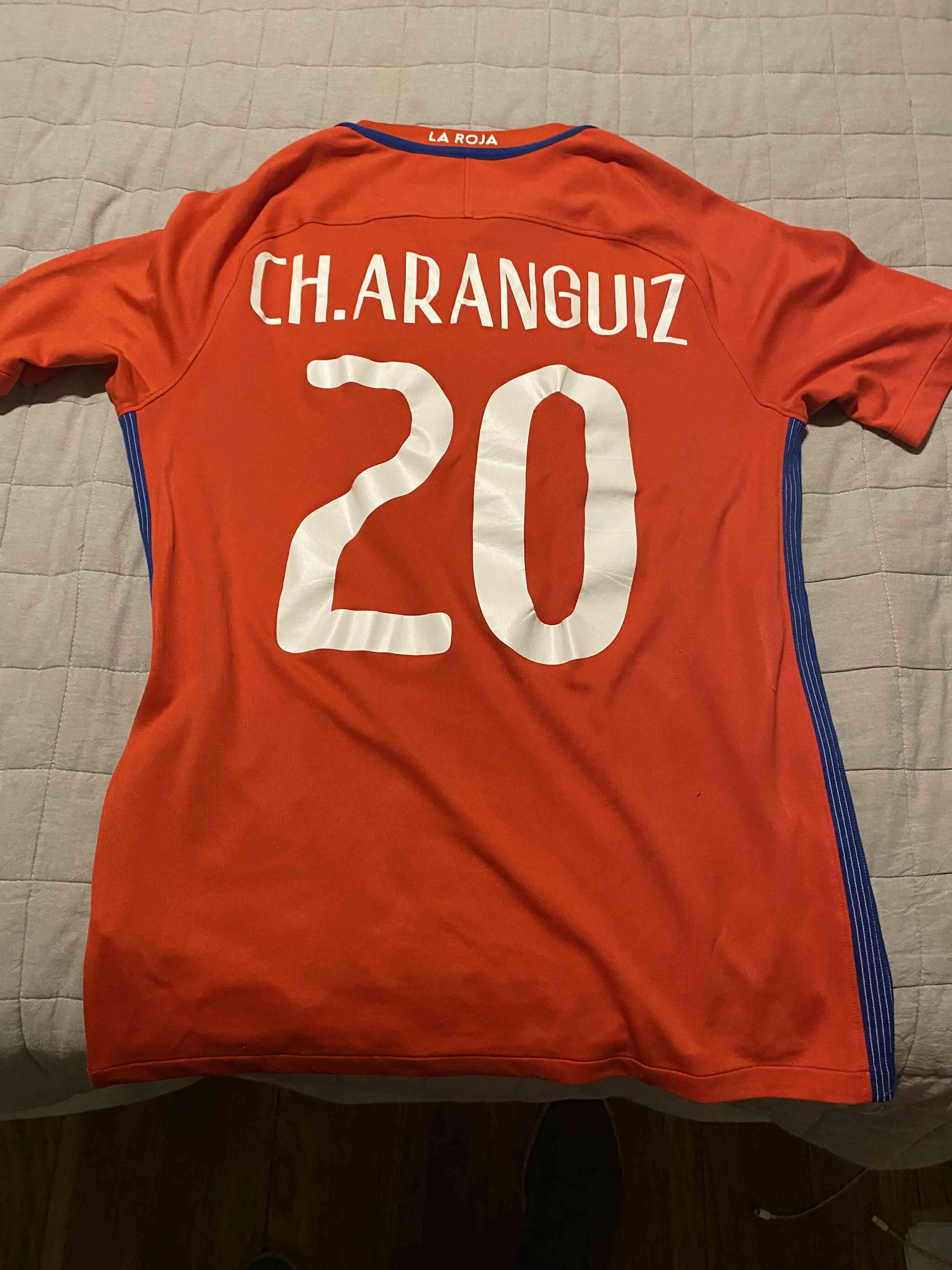 Camiseta roja de la selección chilena - miniatura 2