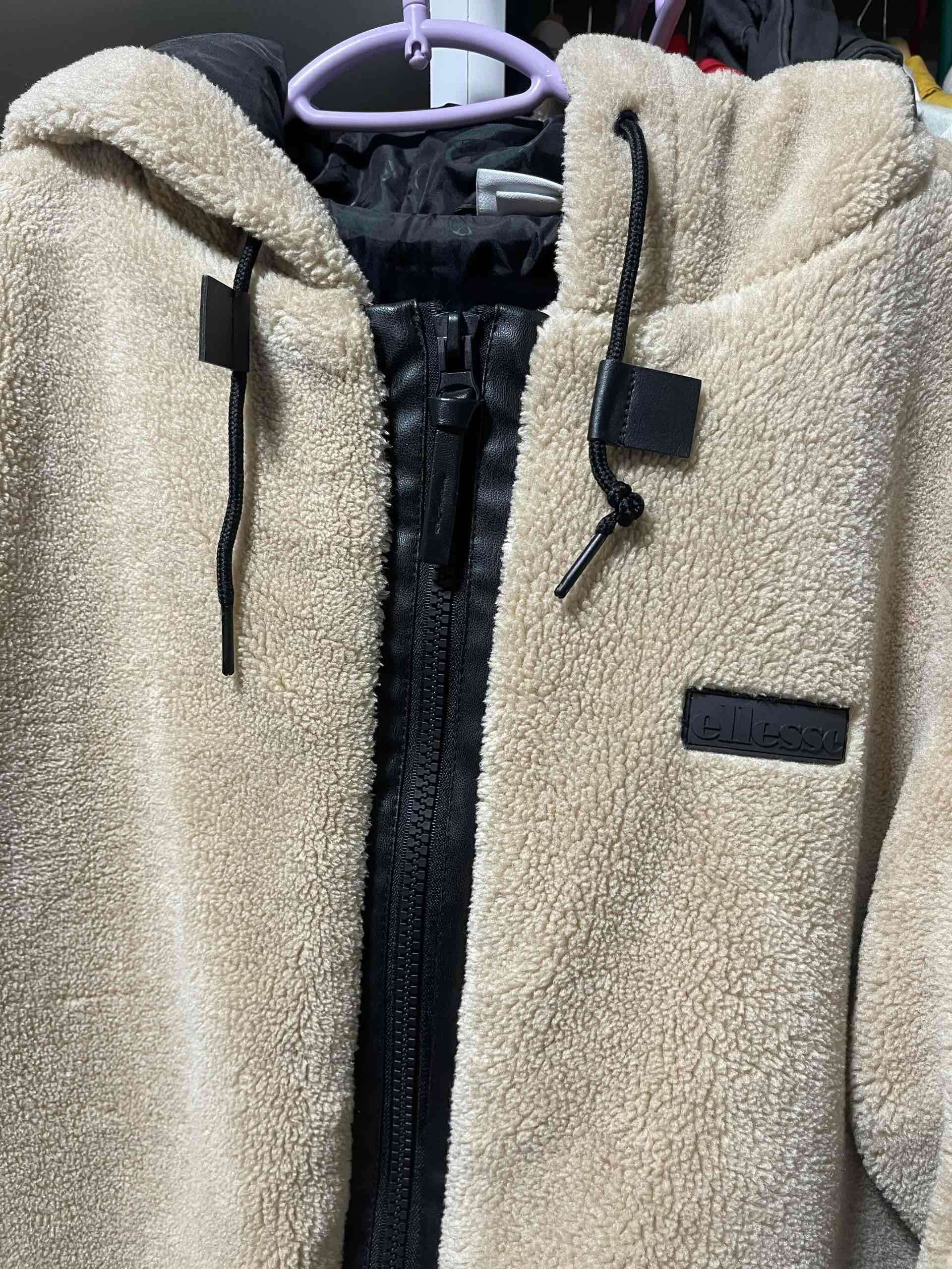 Chaqueta larga de polar con capucha beige - 1