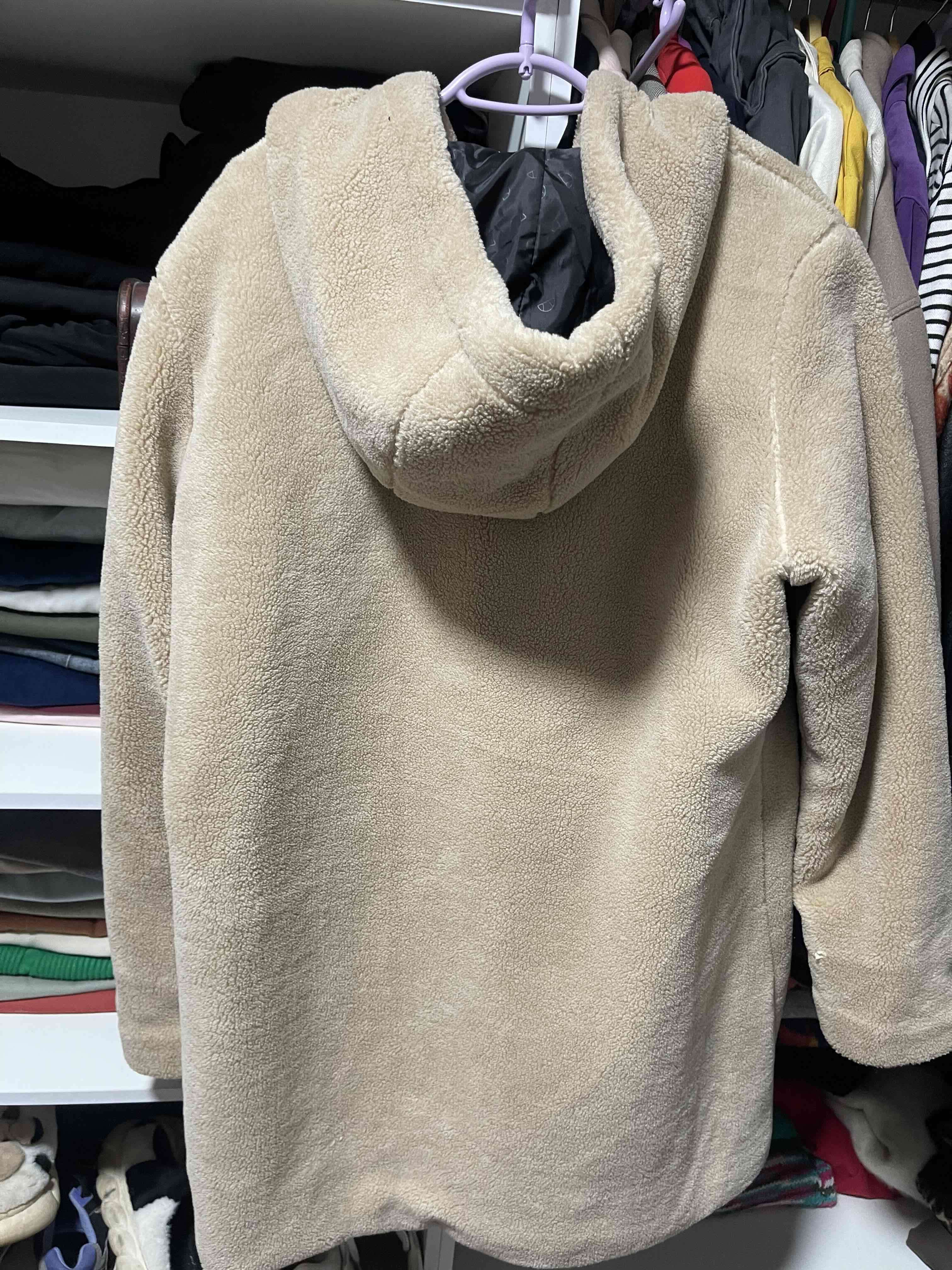 Chaqueta larga de polar con capucha beige - 3