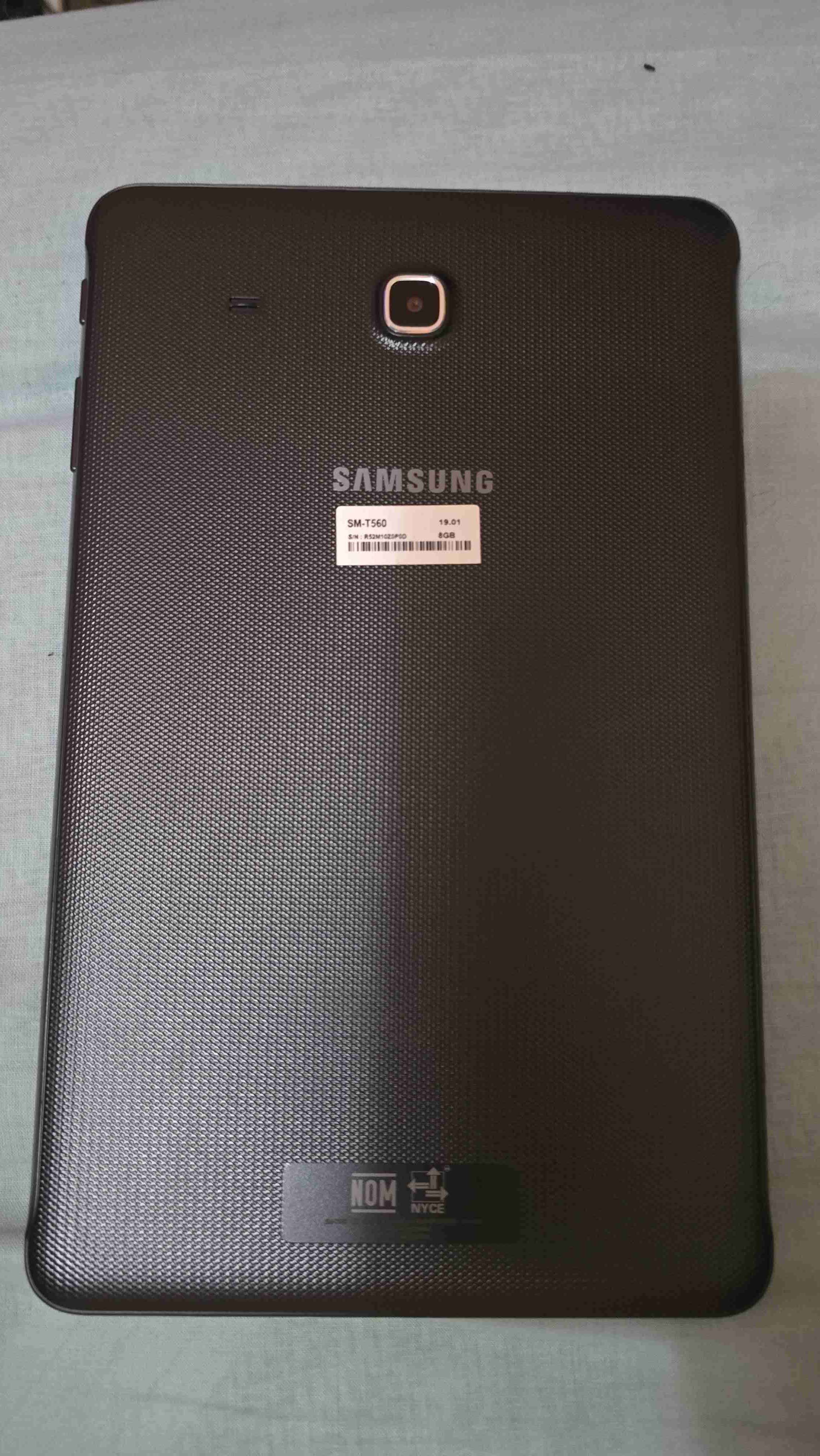 Tablet Samsung pantalla grande - miniatura 3