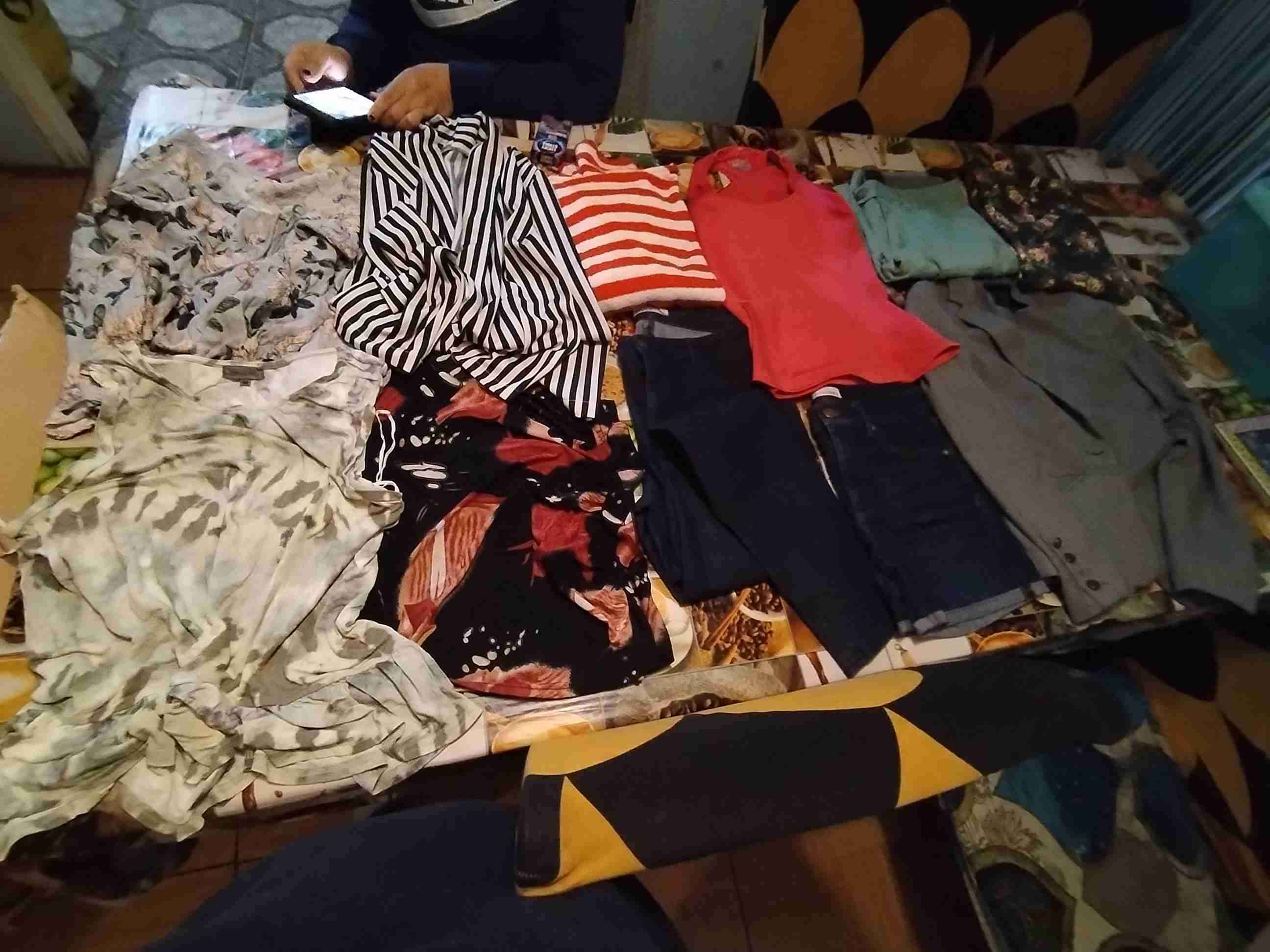 Lote de ropa - miniatura 2