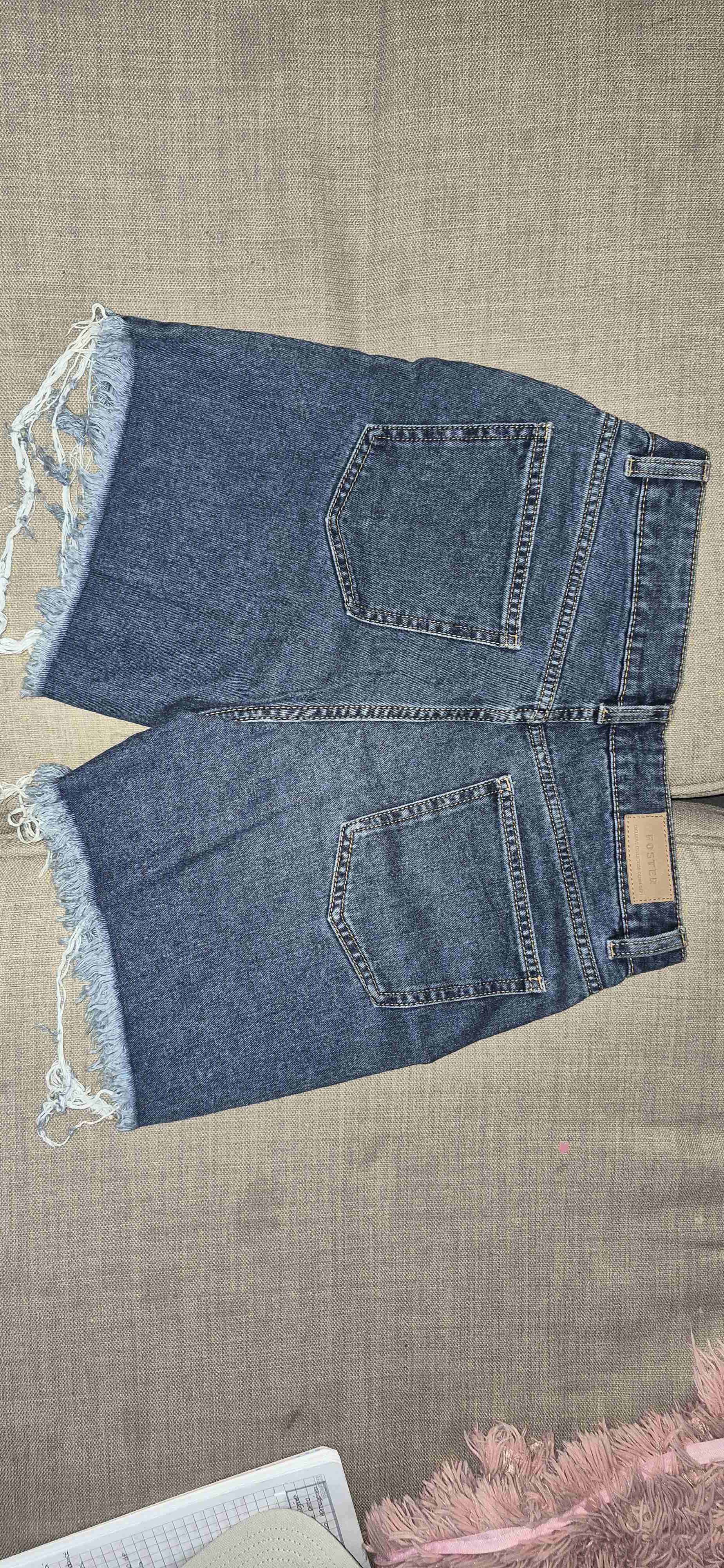 Shorts de mezclilla foster desgastados foster - miniatura 2