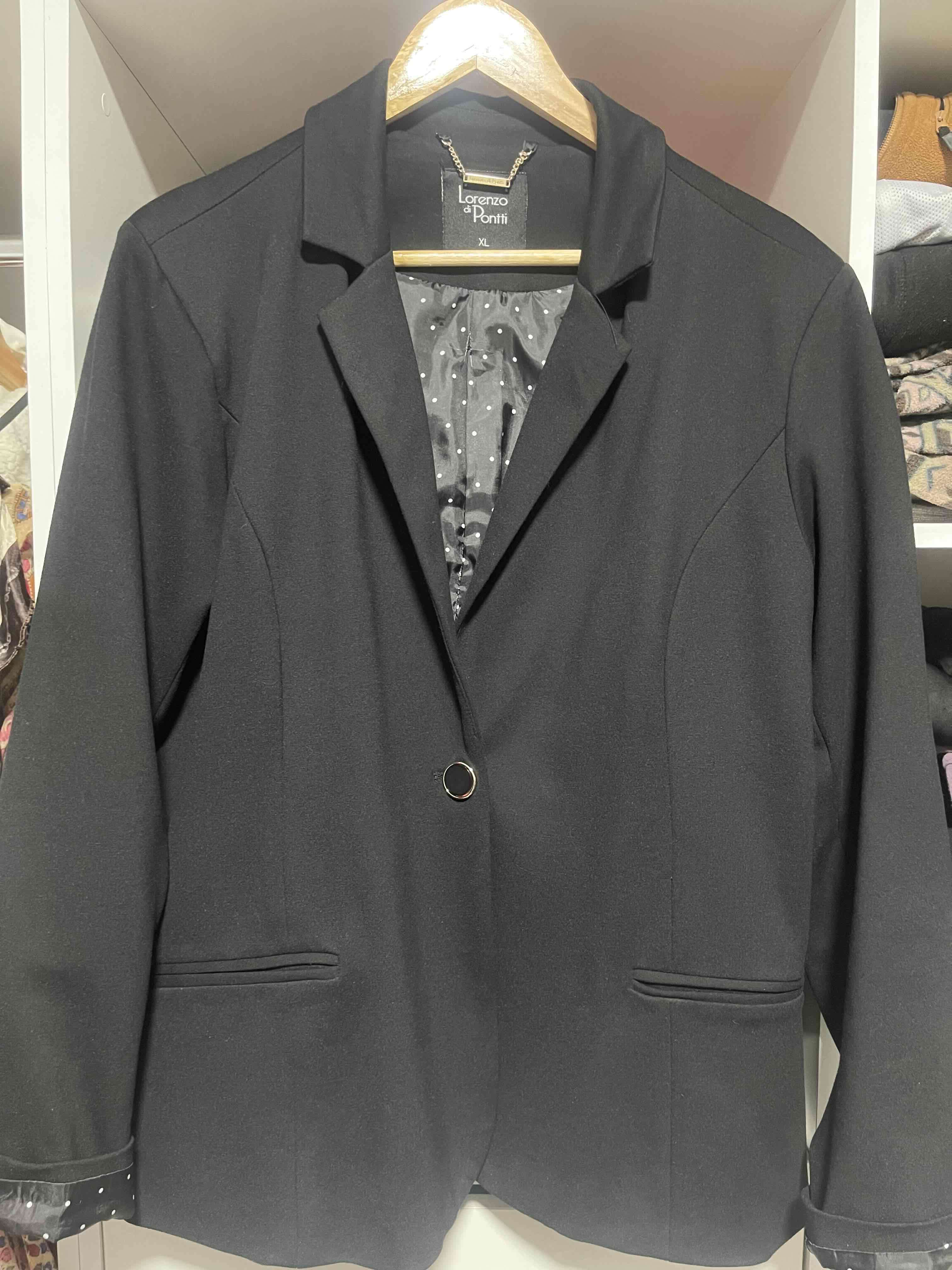 Blazer negro Lorenzo di Ponti hermoso - 1
