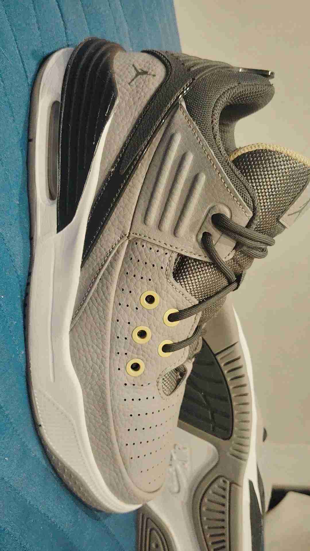 Zapatillas jordan aura 5 air originales - miniatura 2