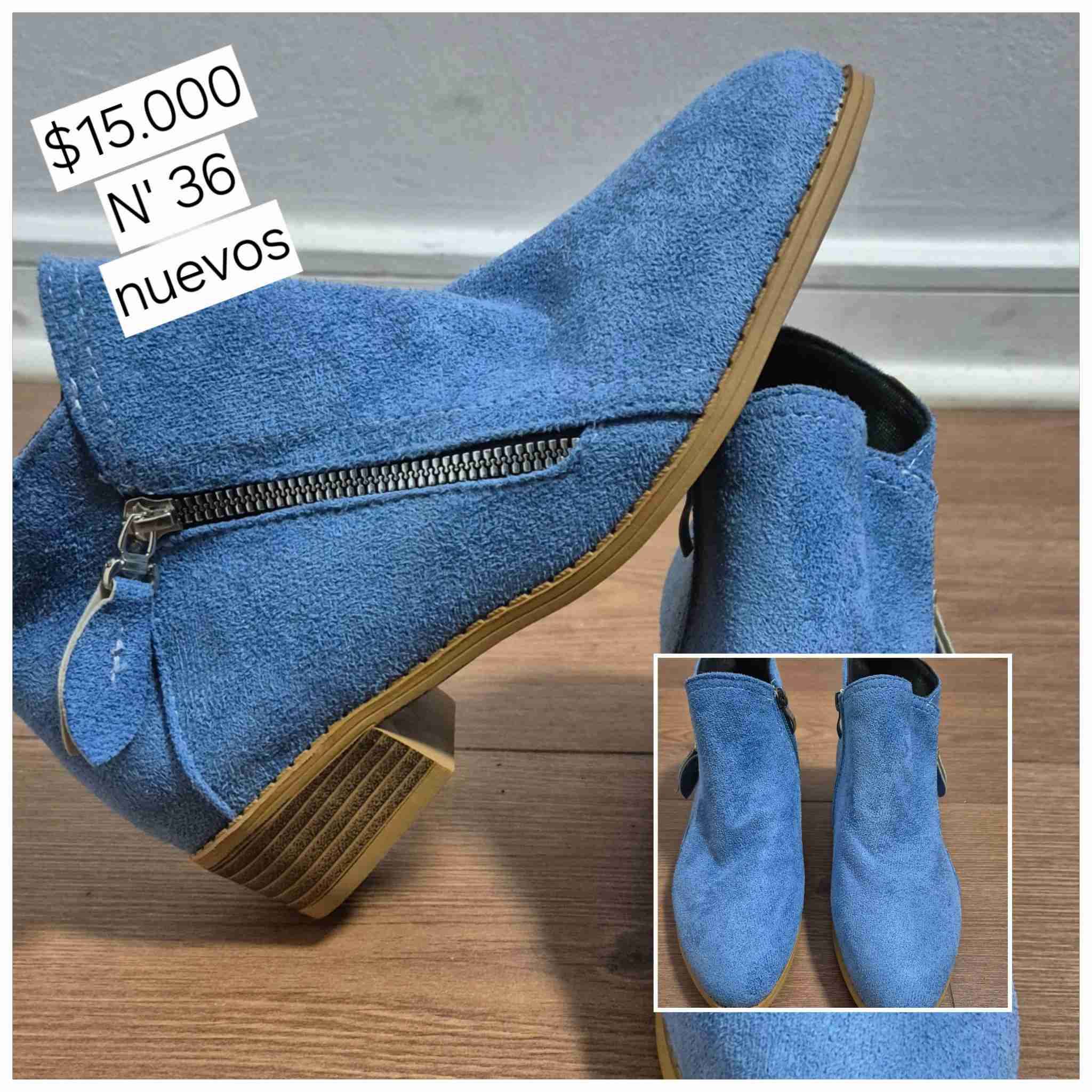 Botines de gamuza azul nuevos