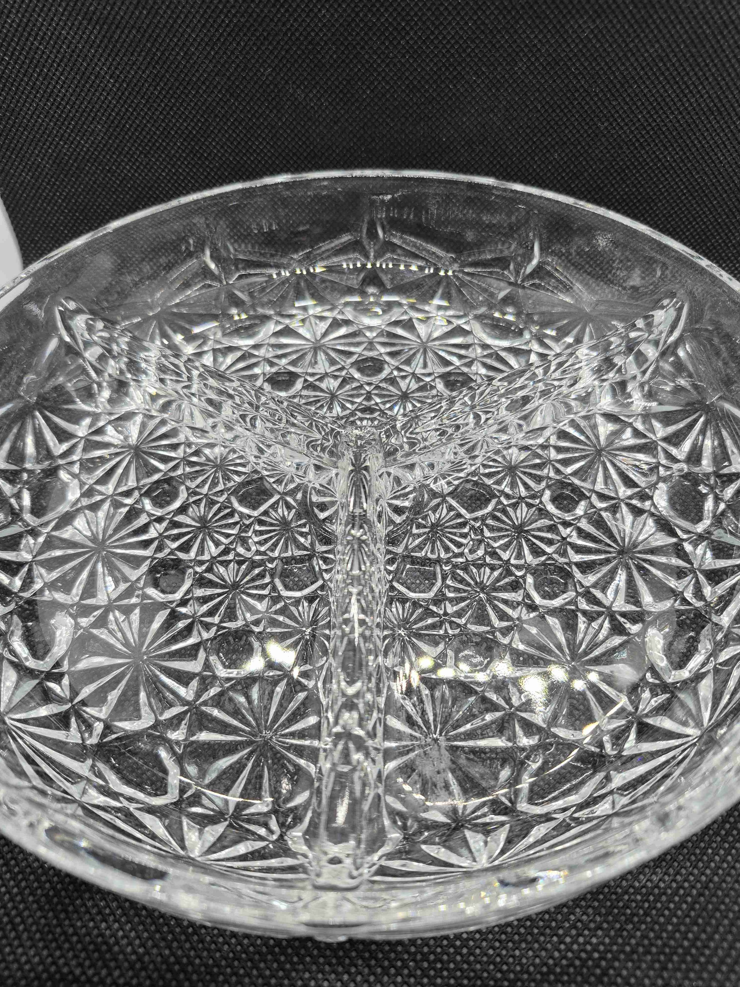 Plato surtidor de vidrio tallado - 5