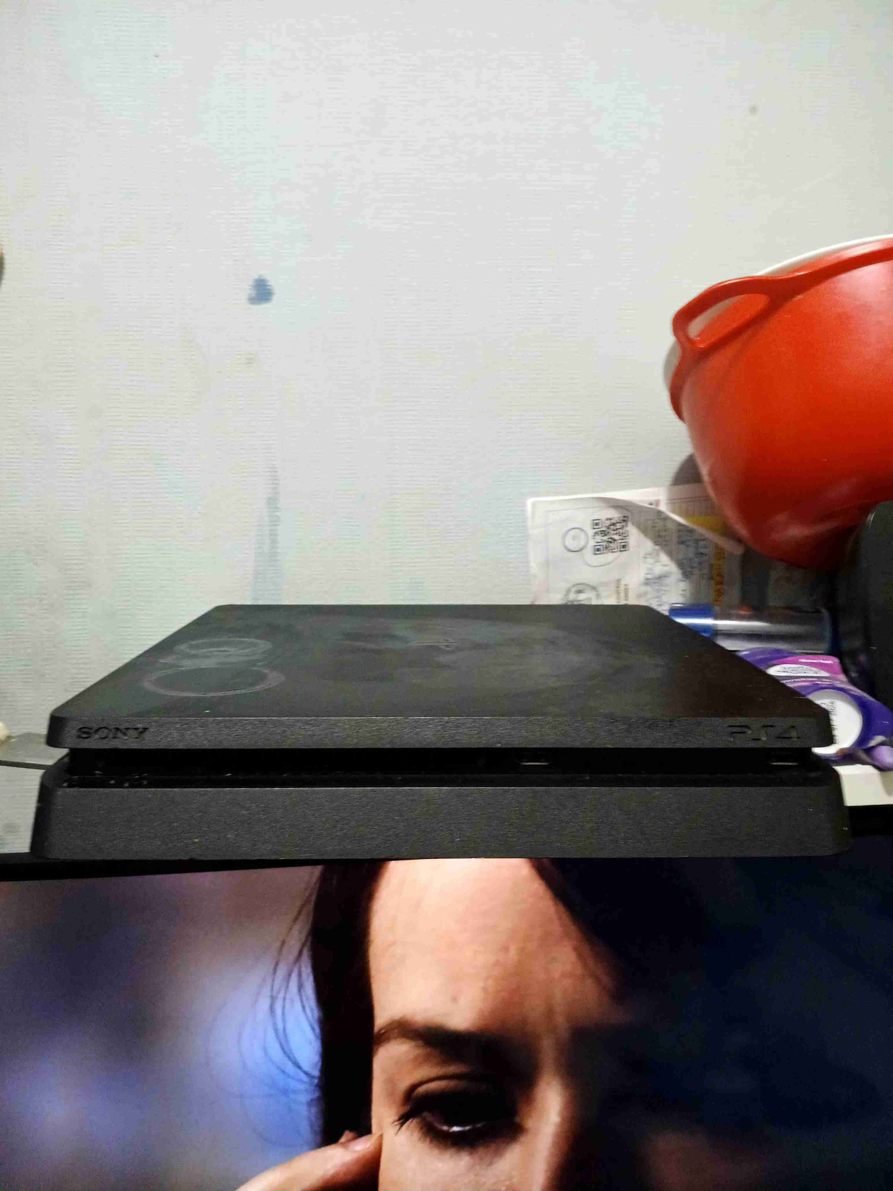 Consola Sony PS4 en buen estado