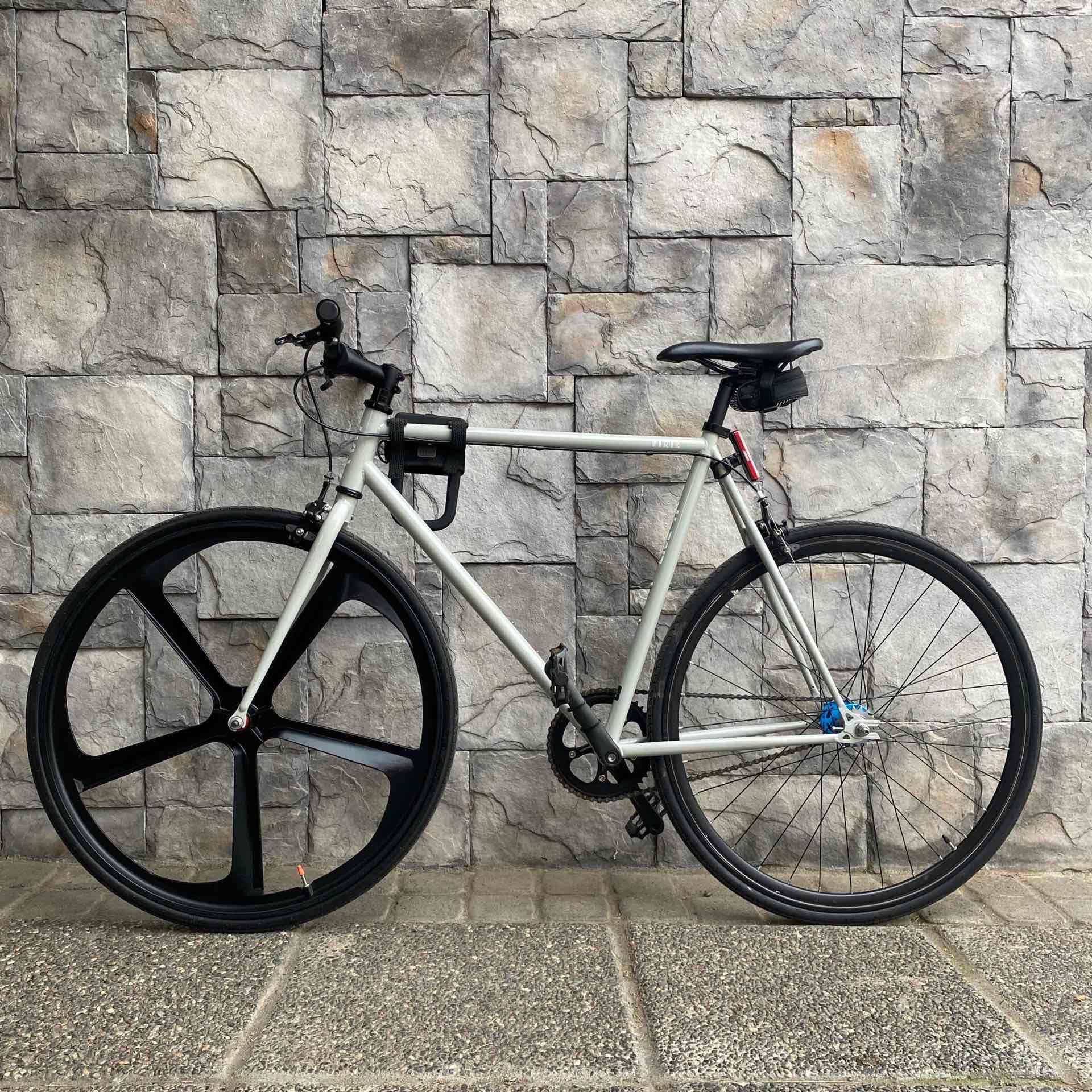 Bicicleta fixie 6ku concret