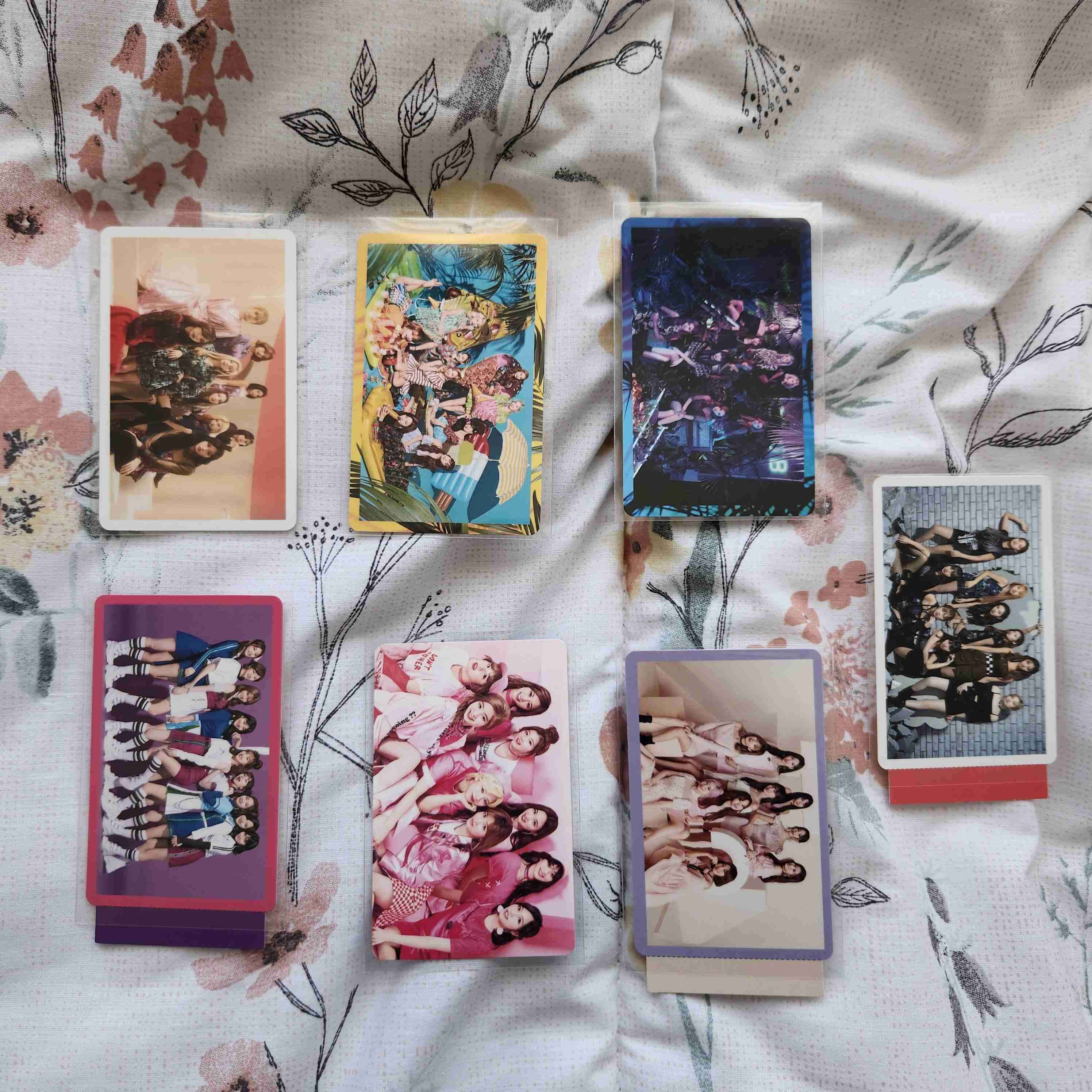 Set de photocards e inclusiones TWICE - miniatura 2