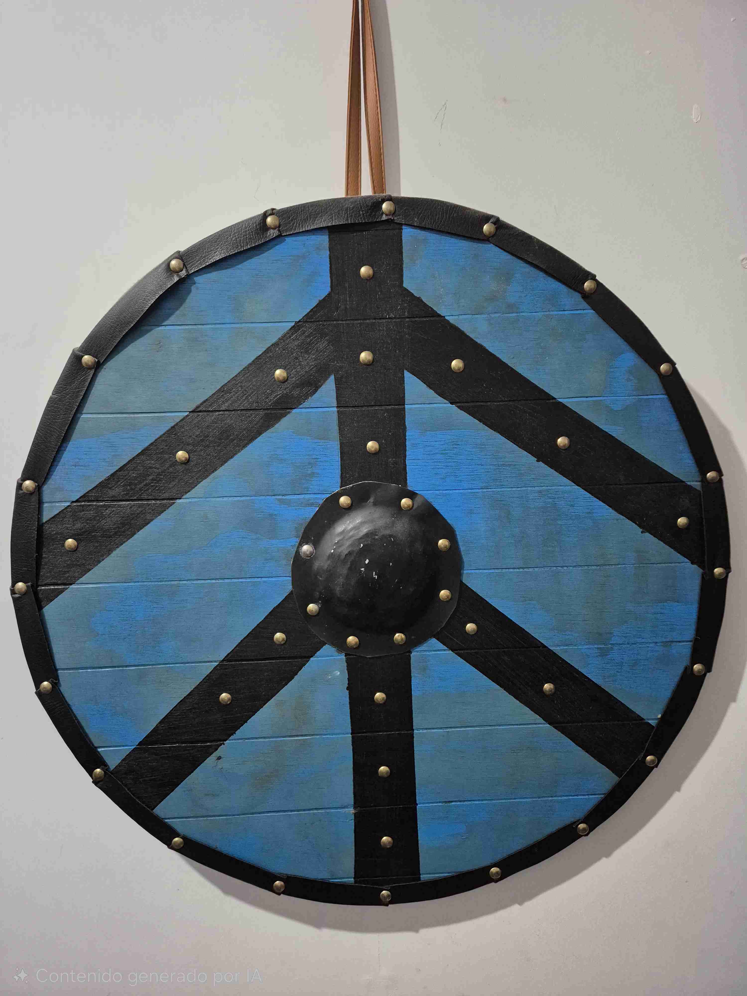 Escudo vikingo decorativo azul - miniatura 1