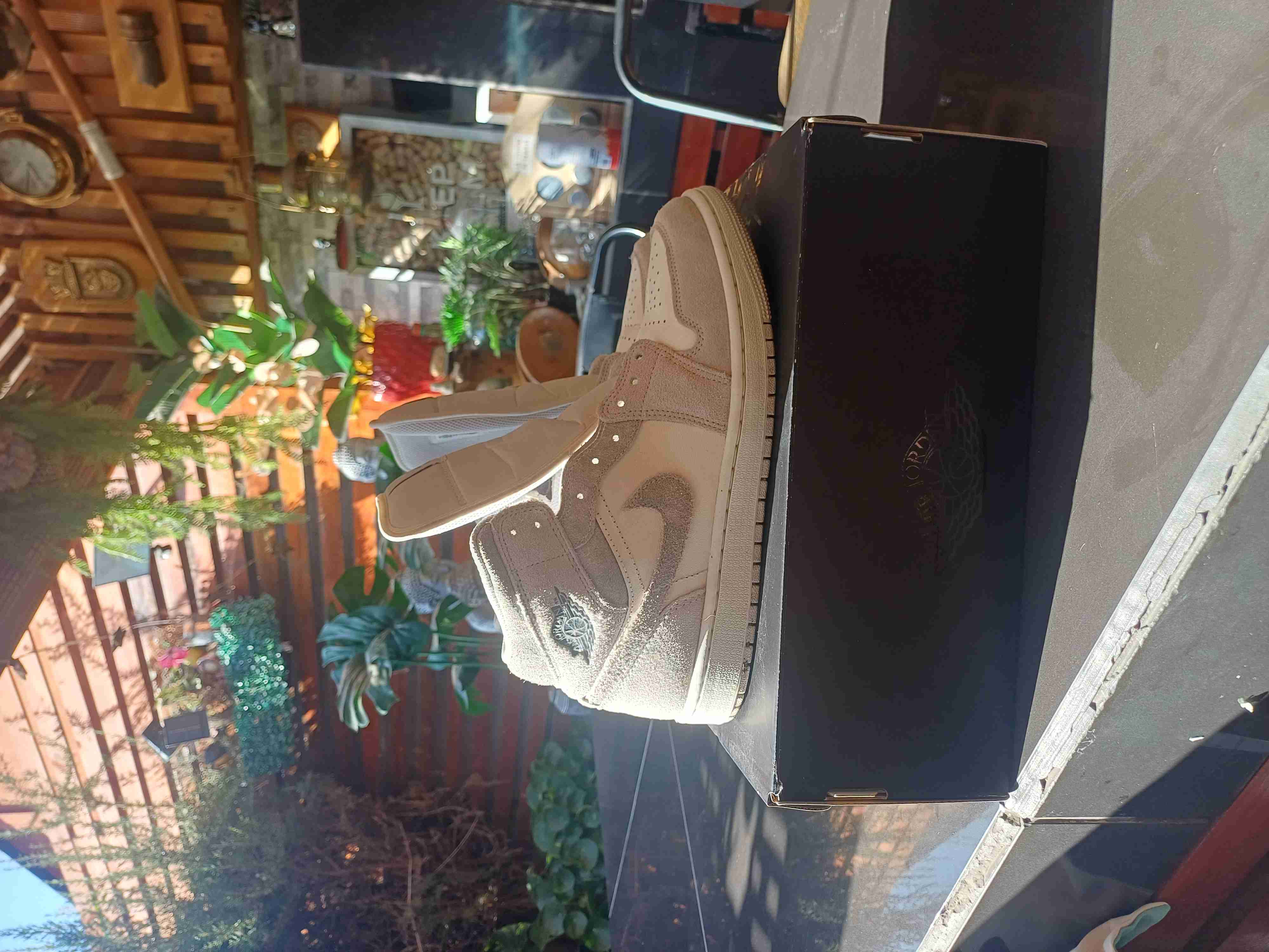 Zapatillas Nike Air Jordan 1 - miniatura 2