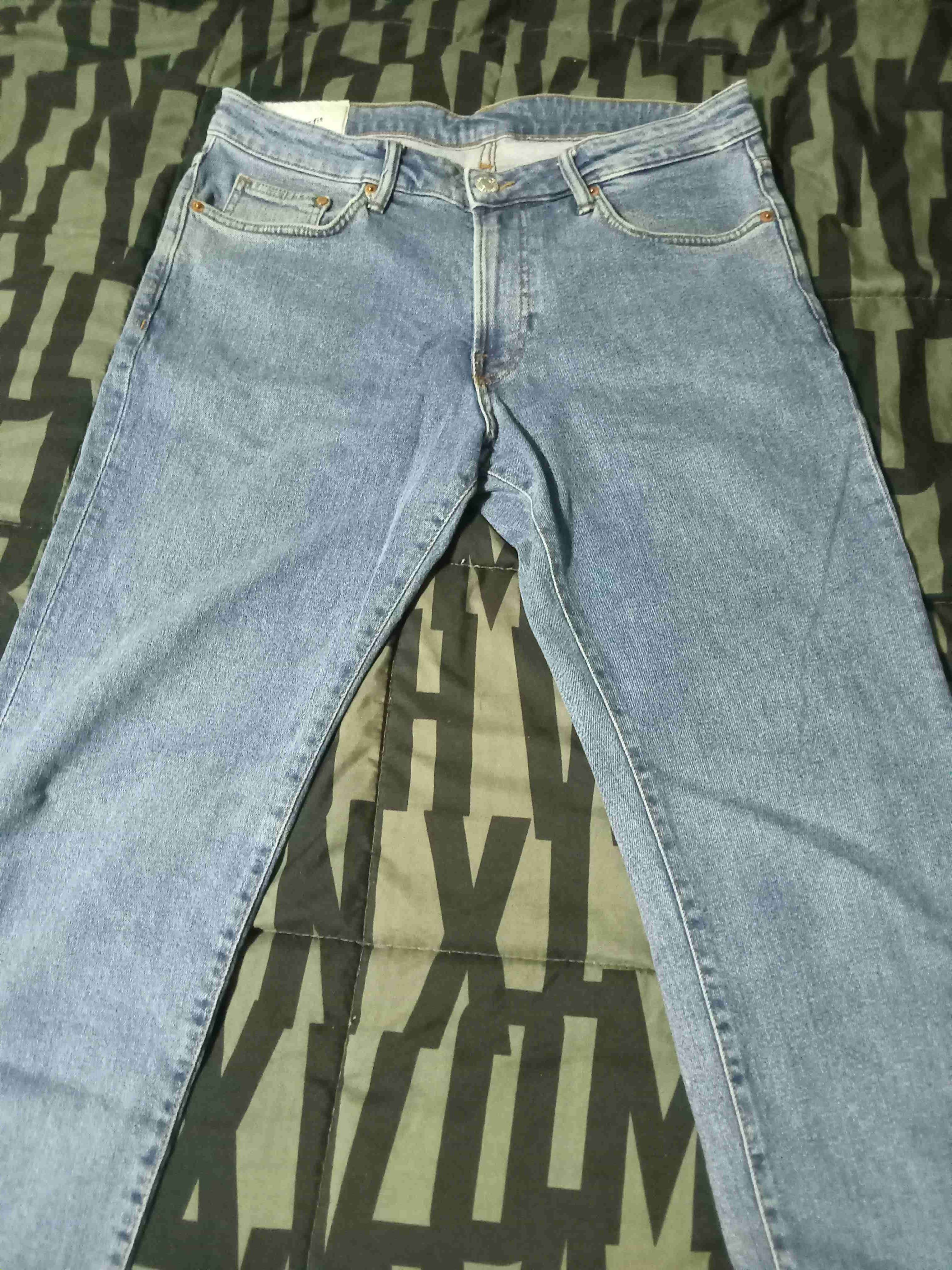 Jeans azul claro HyM hombre EUR 32 - 1