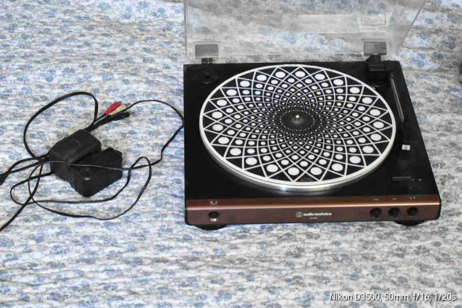 Tornamesa Audio-Technica con adaptador - miniatura 1