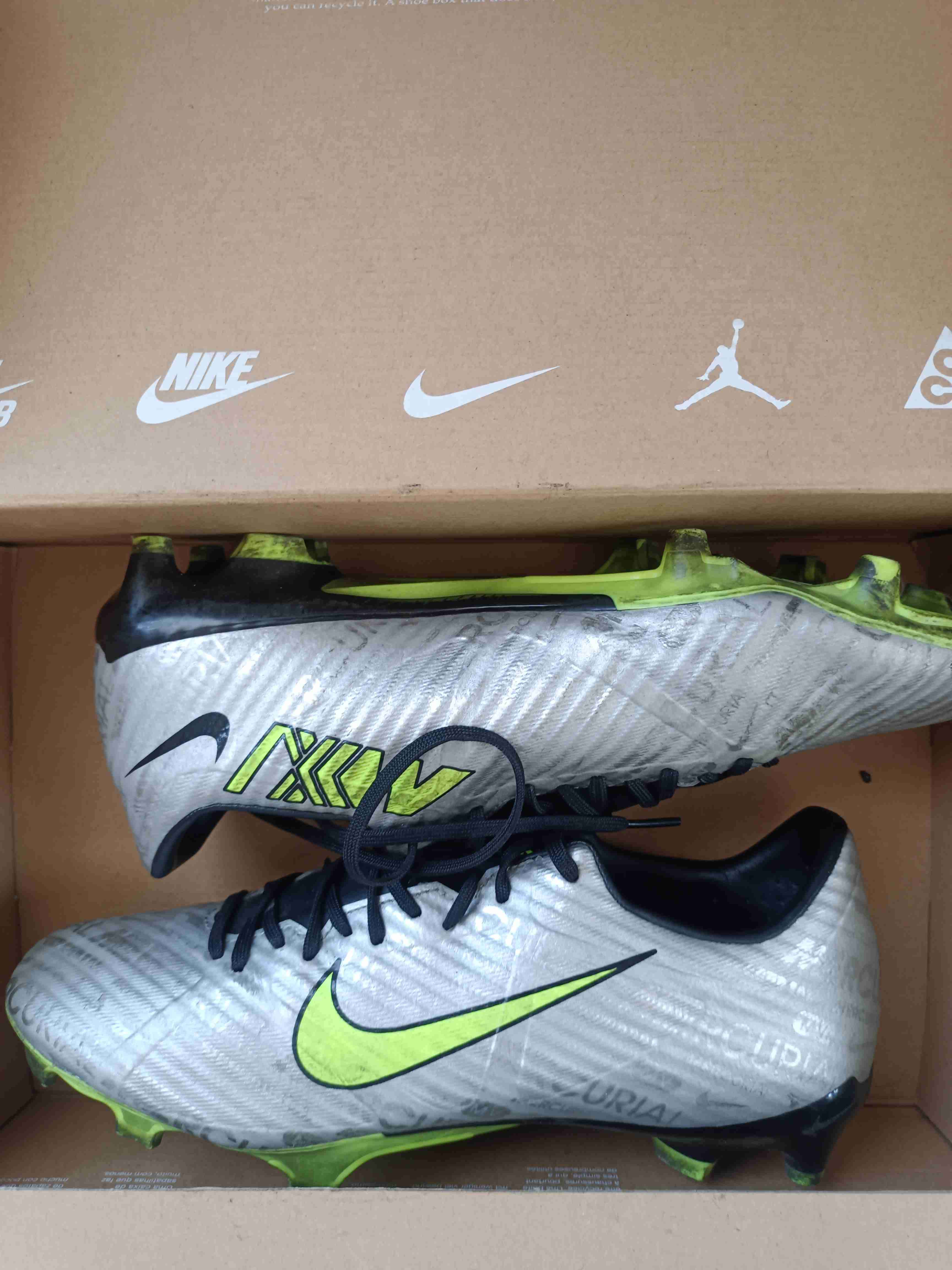 NIKE MERCURIAL XXV ANIVERSARIO - 1