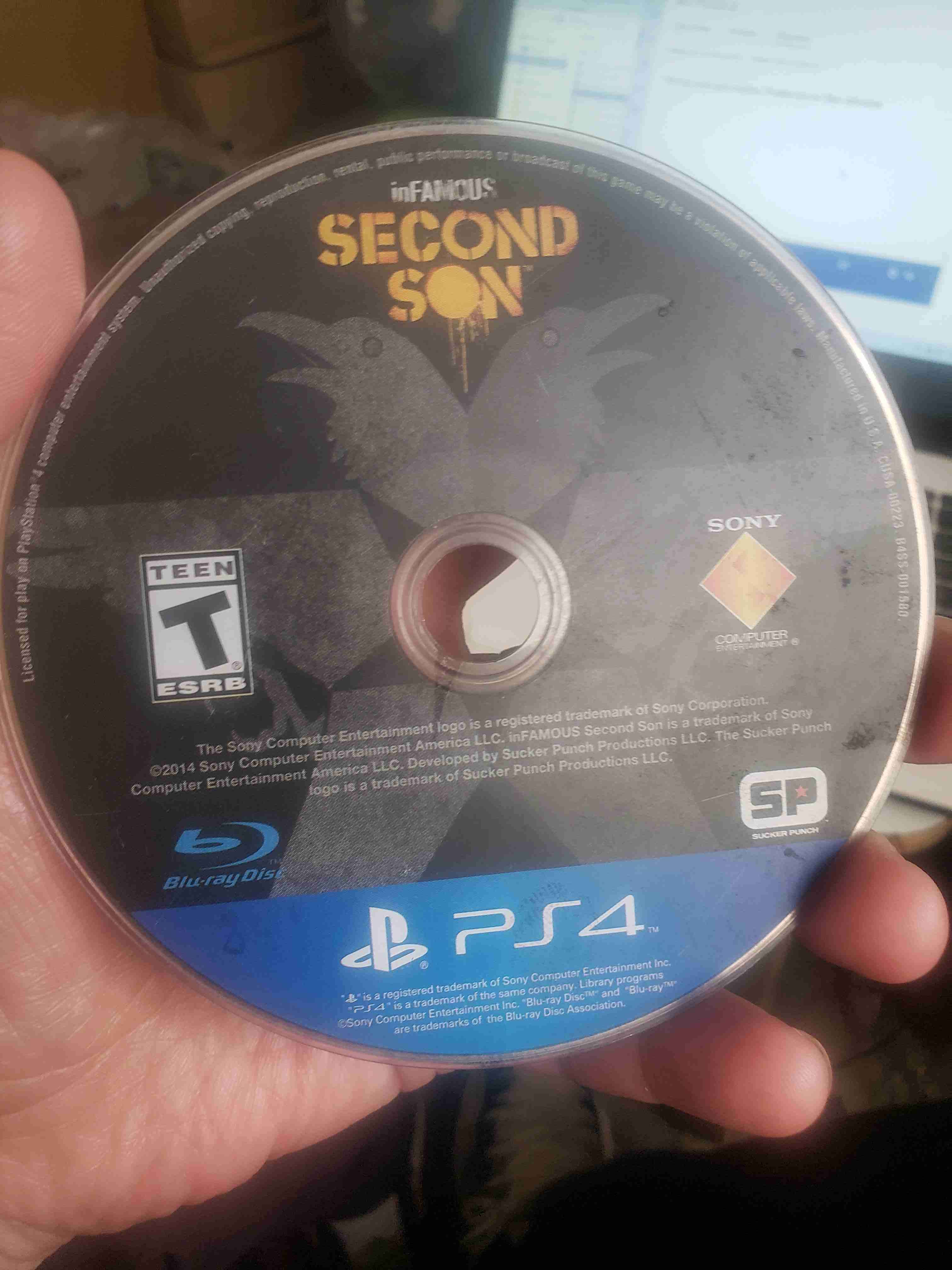 Juego PS4 Infamous Second Son - miniatura 2