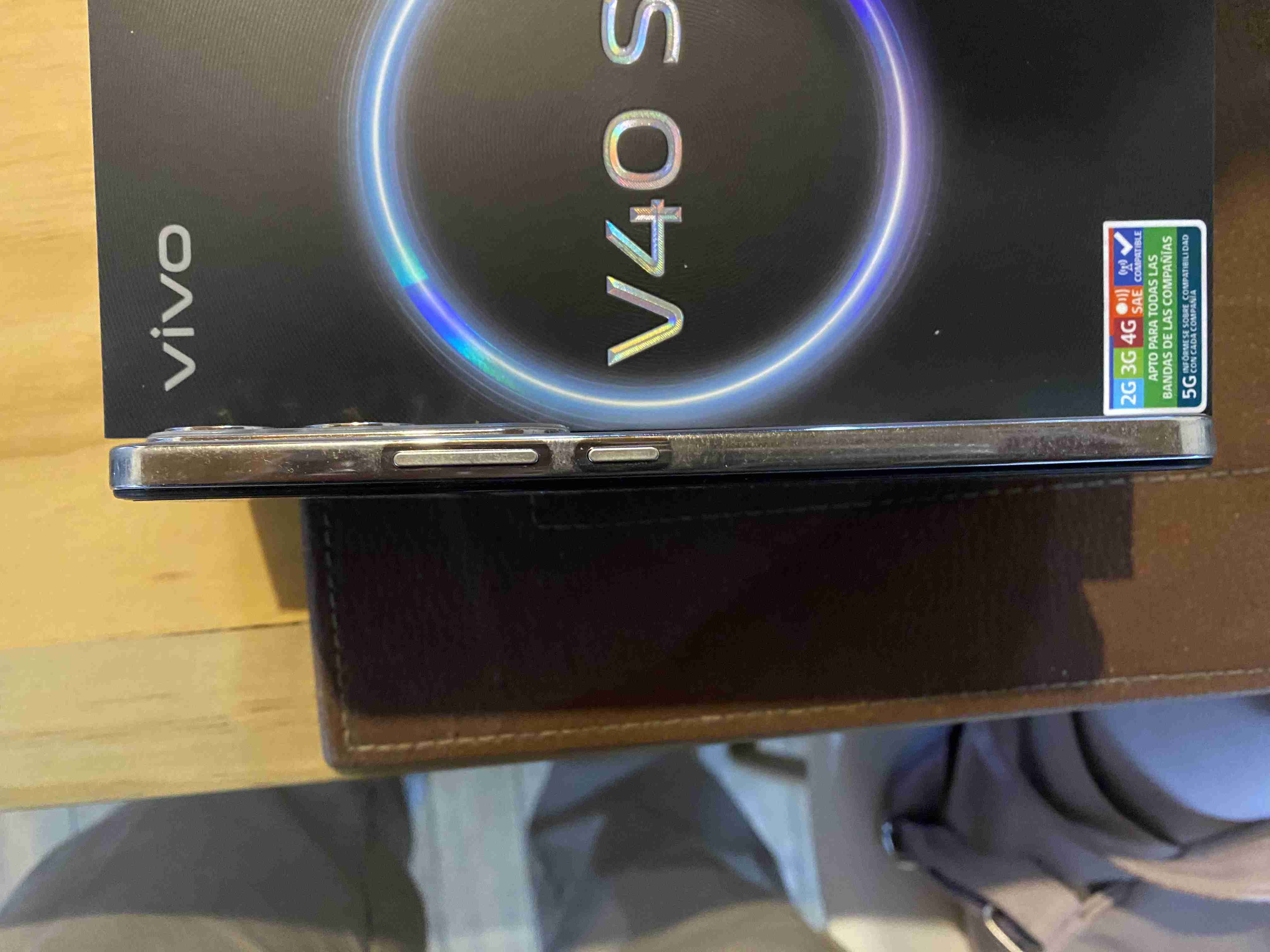 Smartphone Vivo V40 SE 5G - miniatura 3