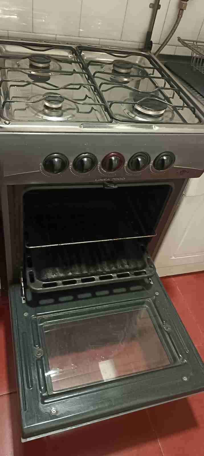 Cocina a gas de 4 quemadores - miniatura 2