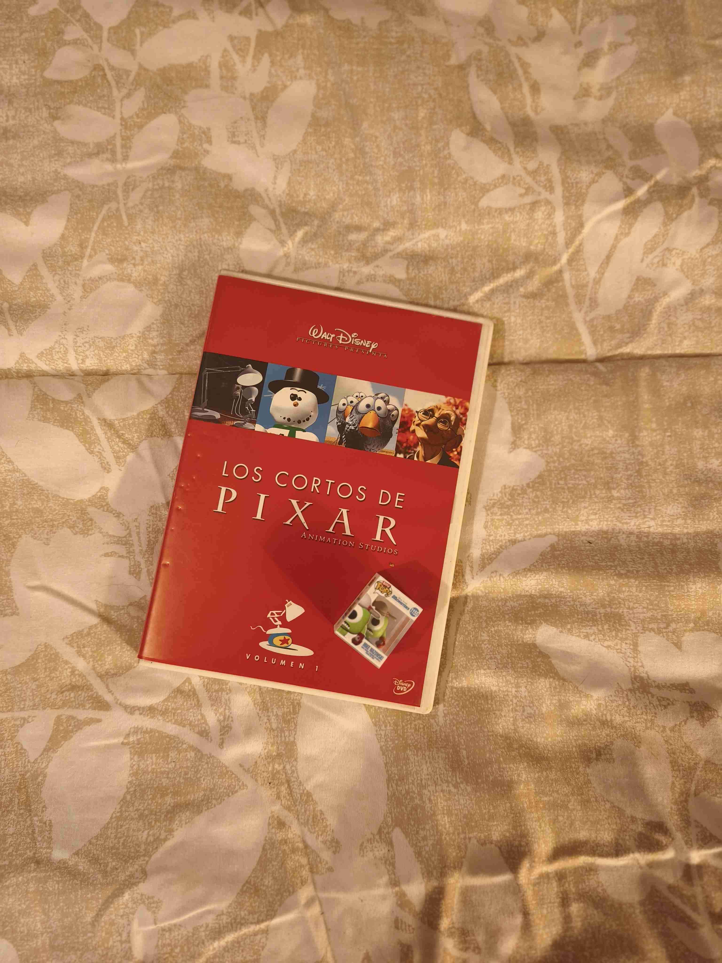 DVD Los Cortos de Pixar y figura Bitty Pop de Mike - 1