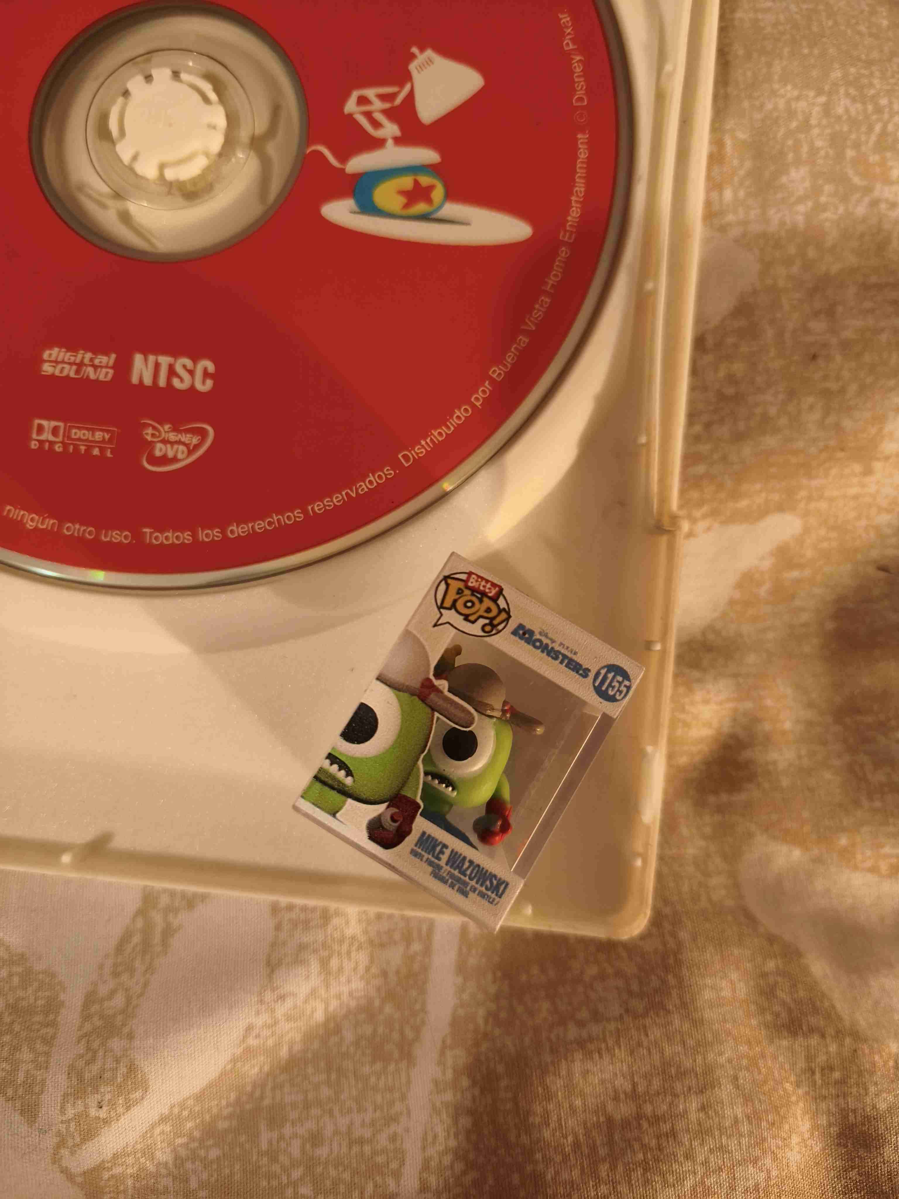DVD Los Cortos de Pixar y figura Bitty Pop de Mike - 3