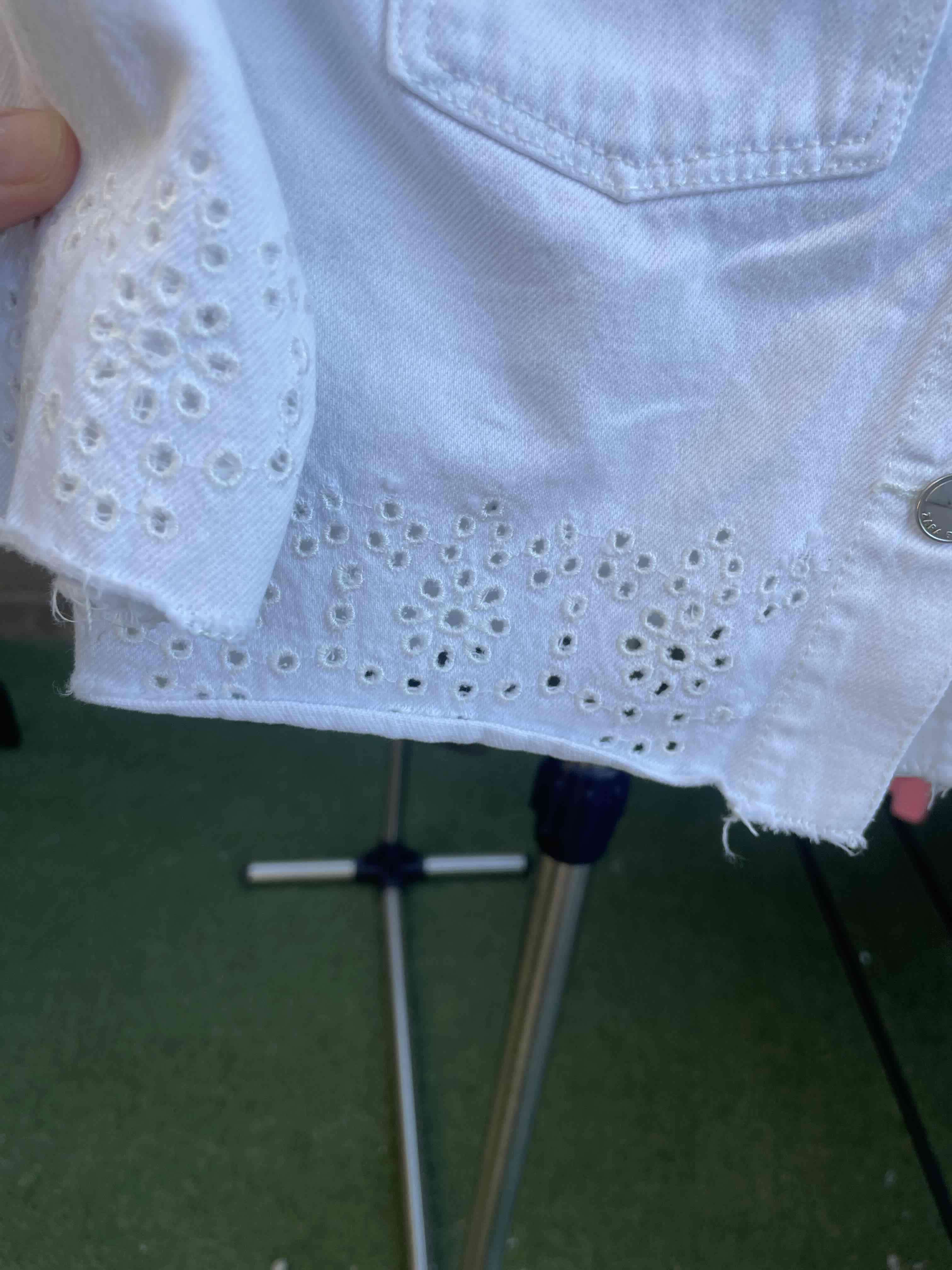 Chaqueta blanca con bordado Zara - miniatura 2