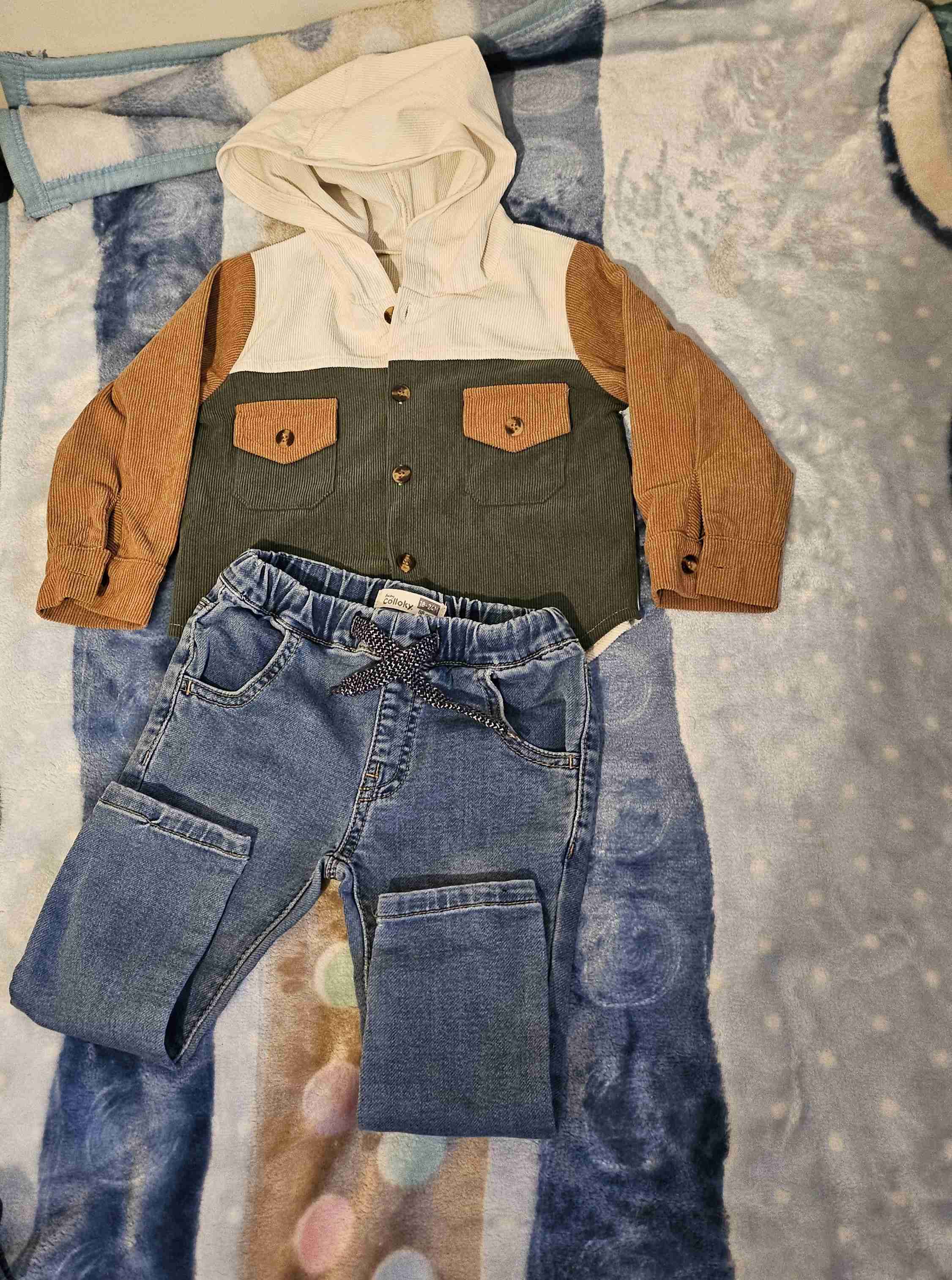 Conjunto infantil camisa y jeans