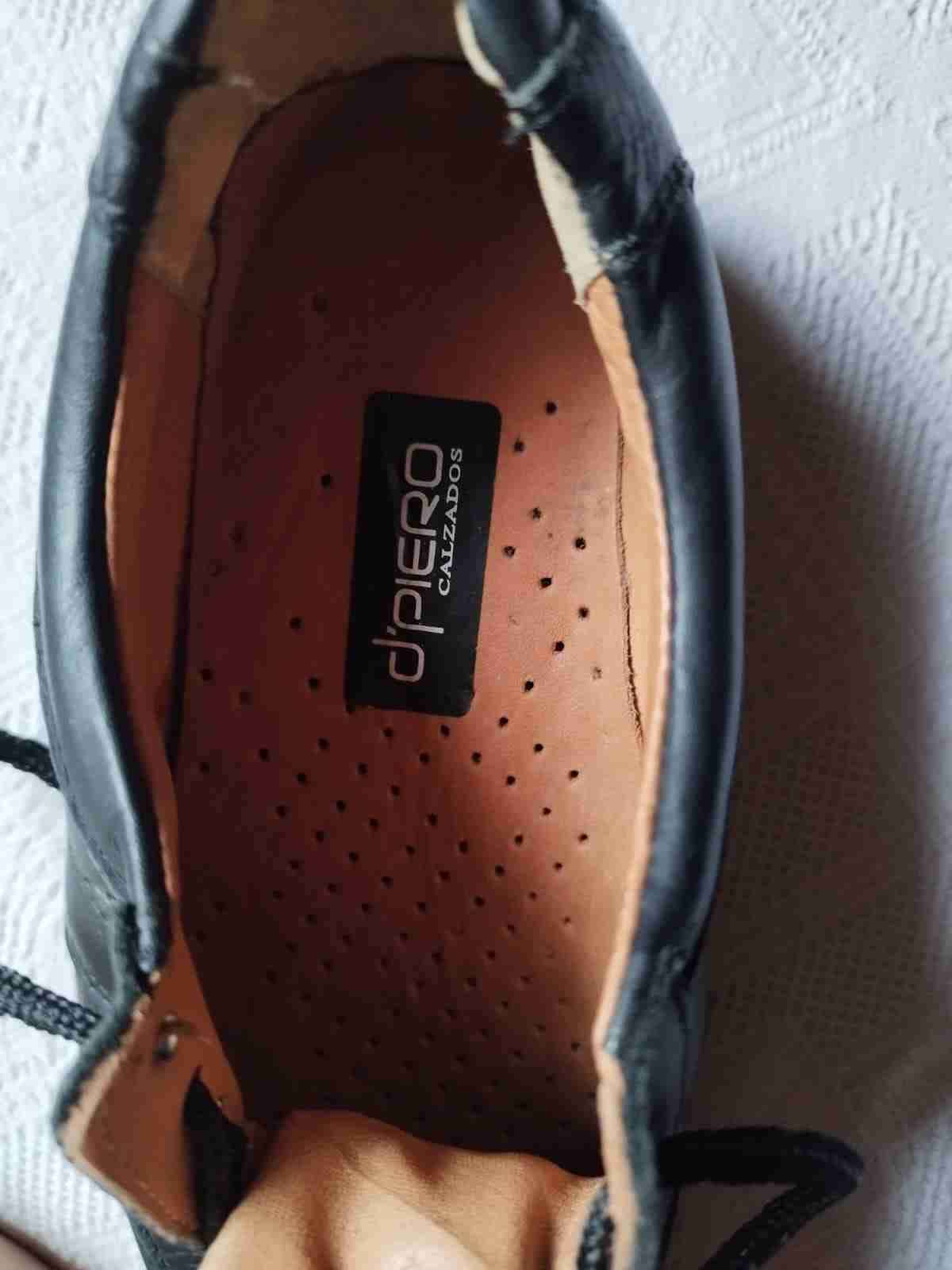 Zapatos de cuero negro para hombre - miniatura 3