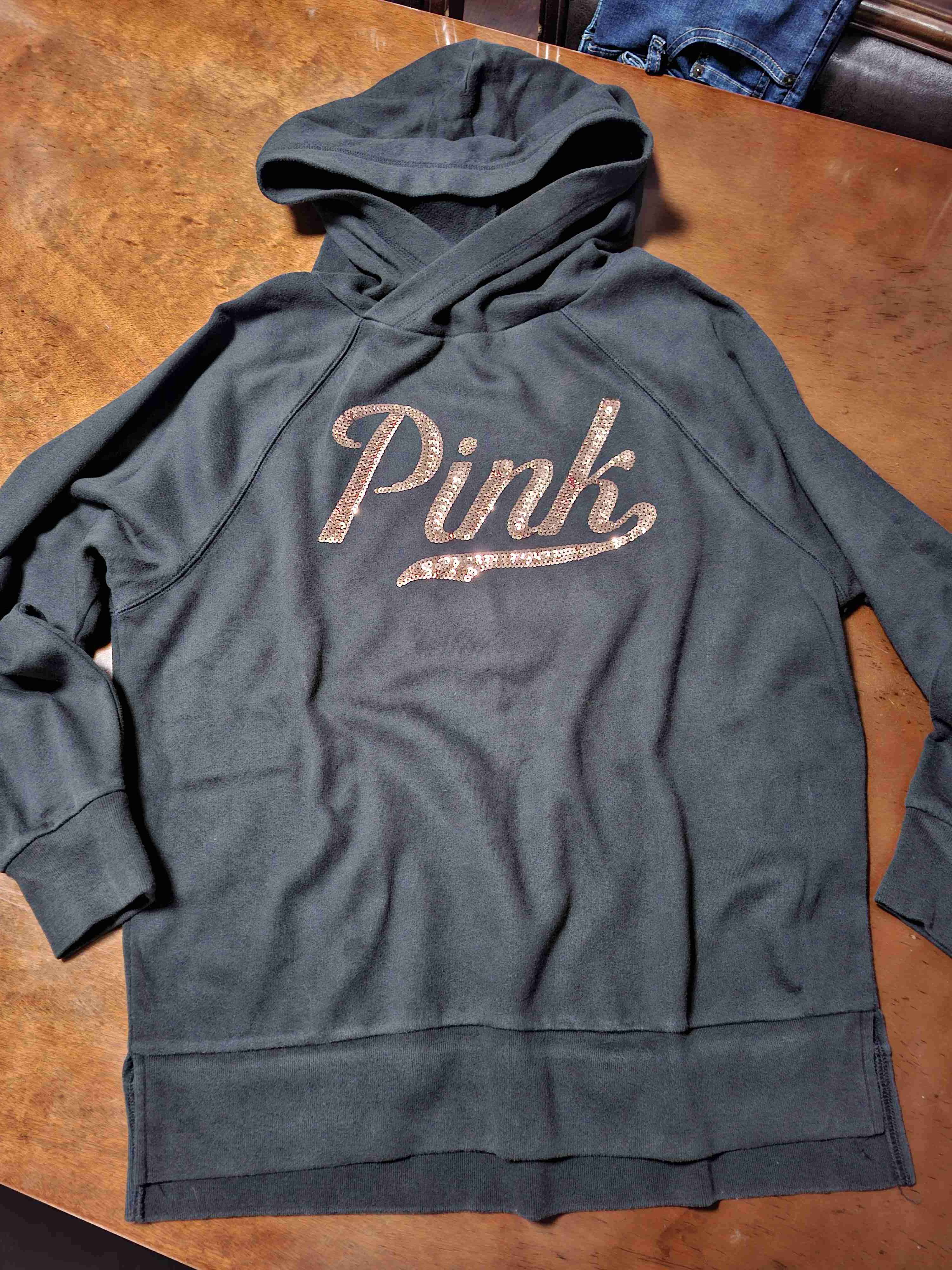 Polerón con capucha logo 'Pink'