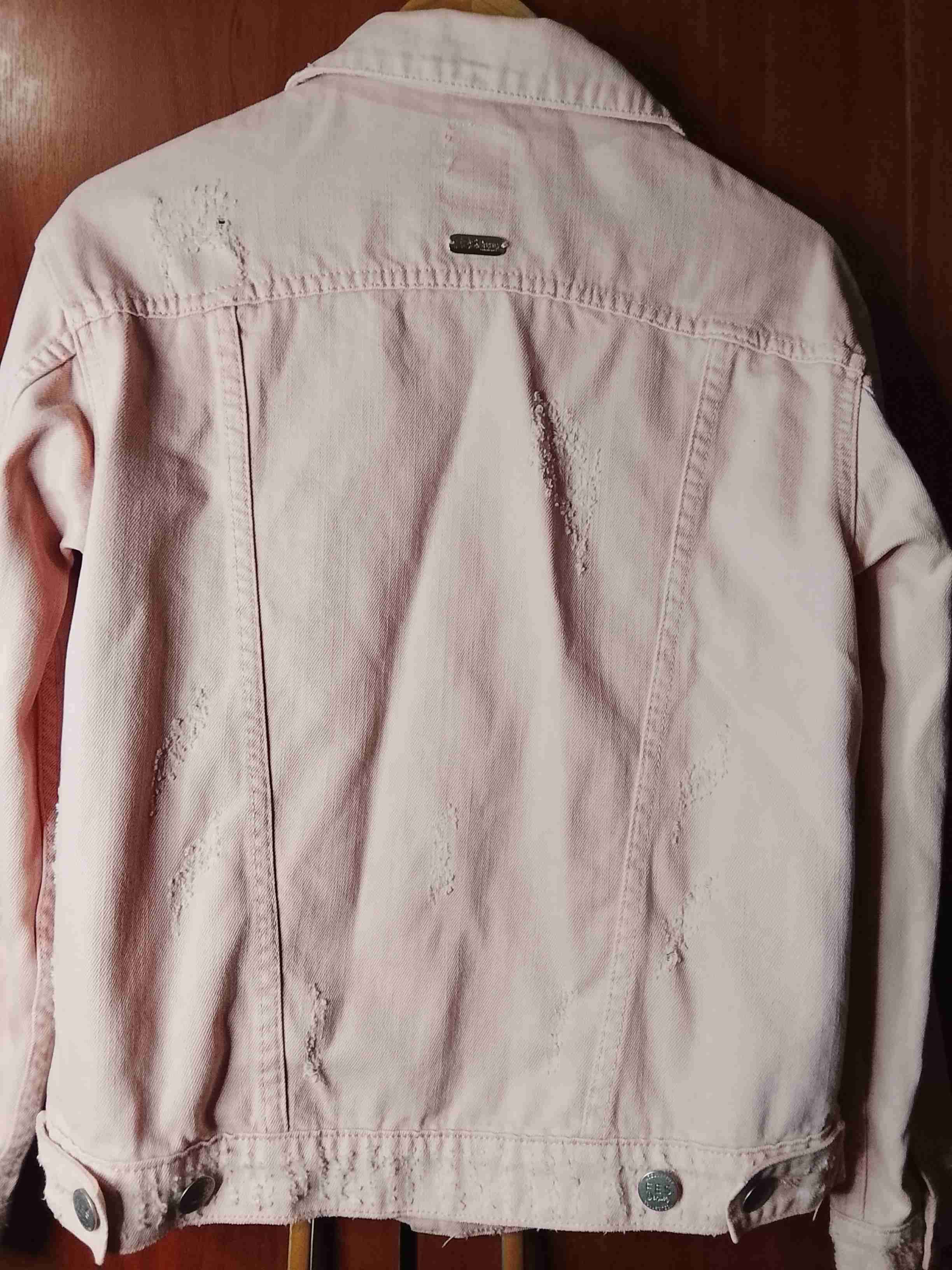 Chaqueta de mezclilla rosada - miniatura 3