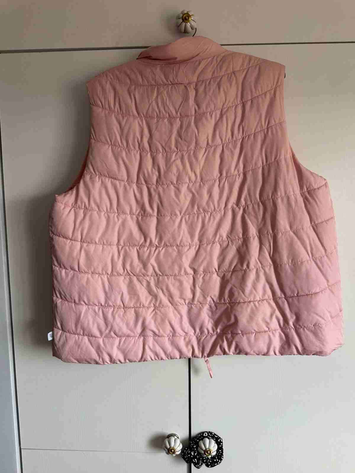 Chaleco sin mangas rosa Gap - miniatura 2