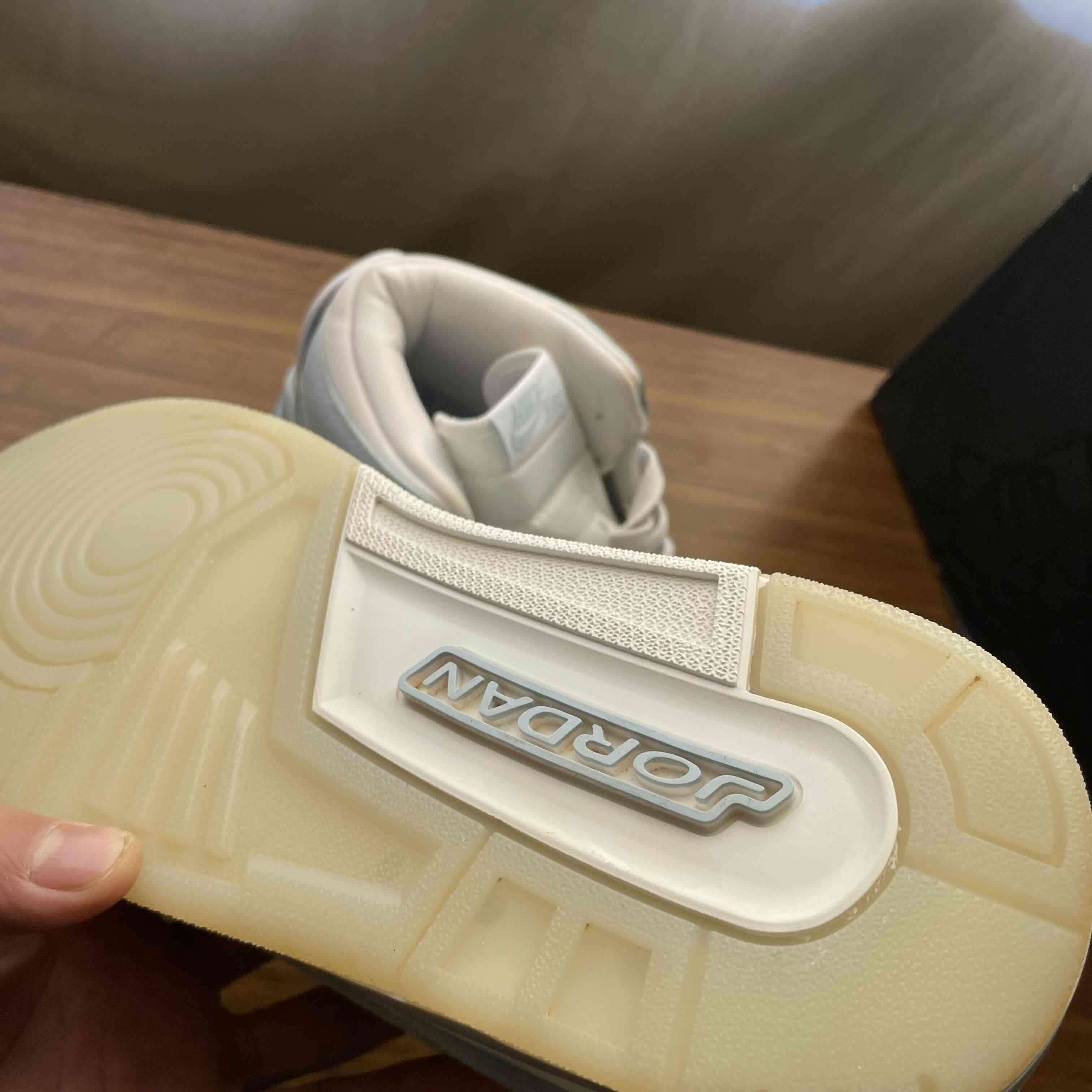 Zapatillas Jordan Legacy 43 - miniatura 2