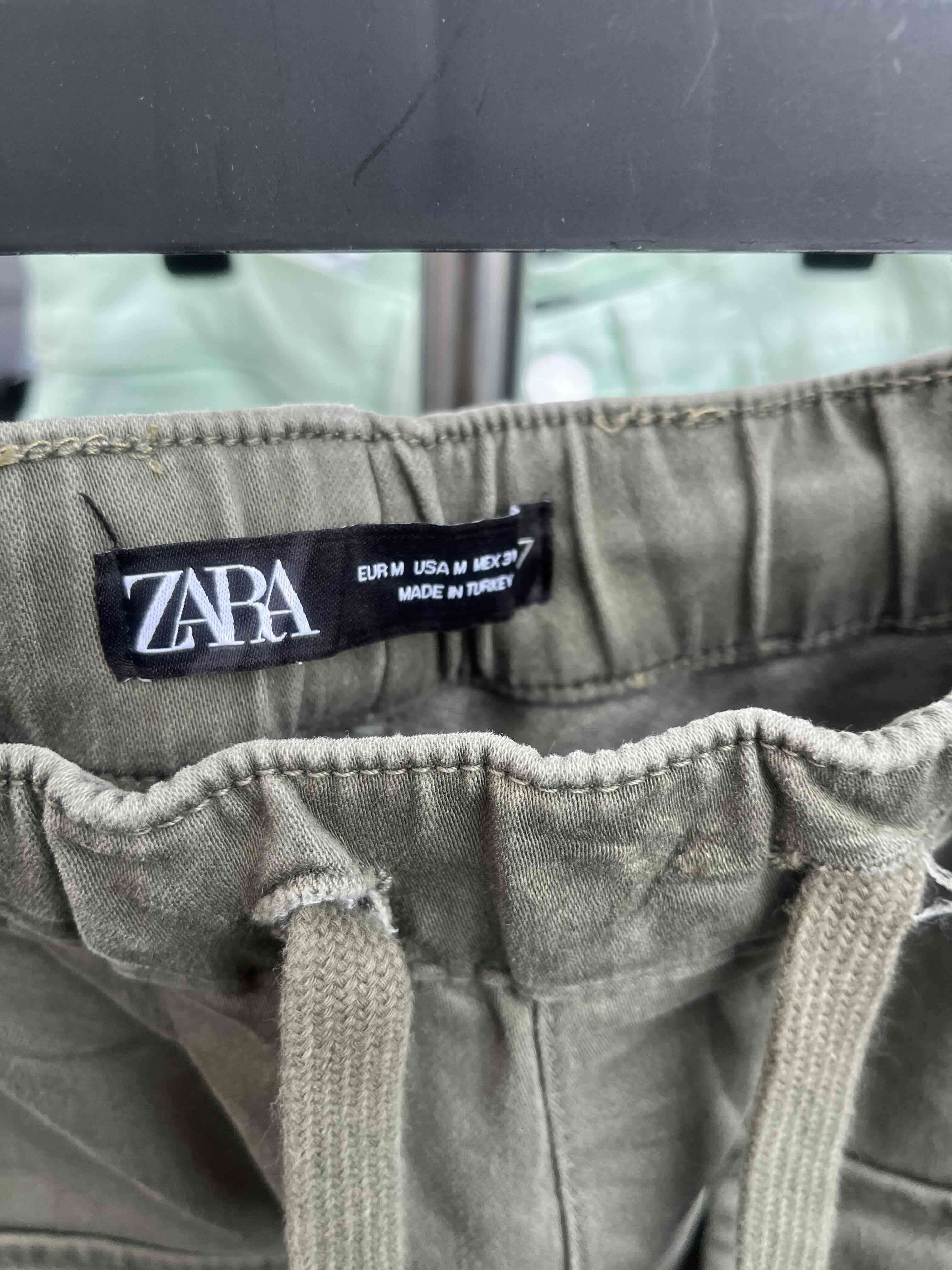 Pantalones cargo verdes Zara - miniatura 2