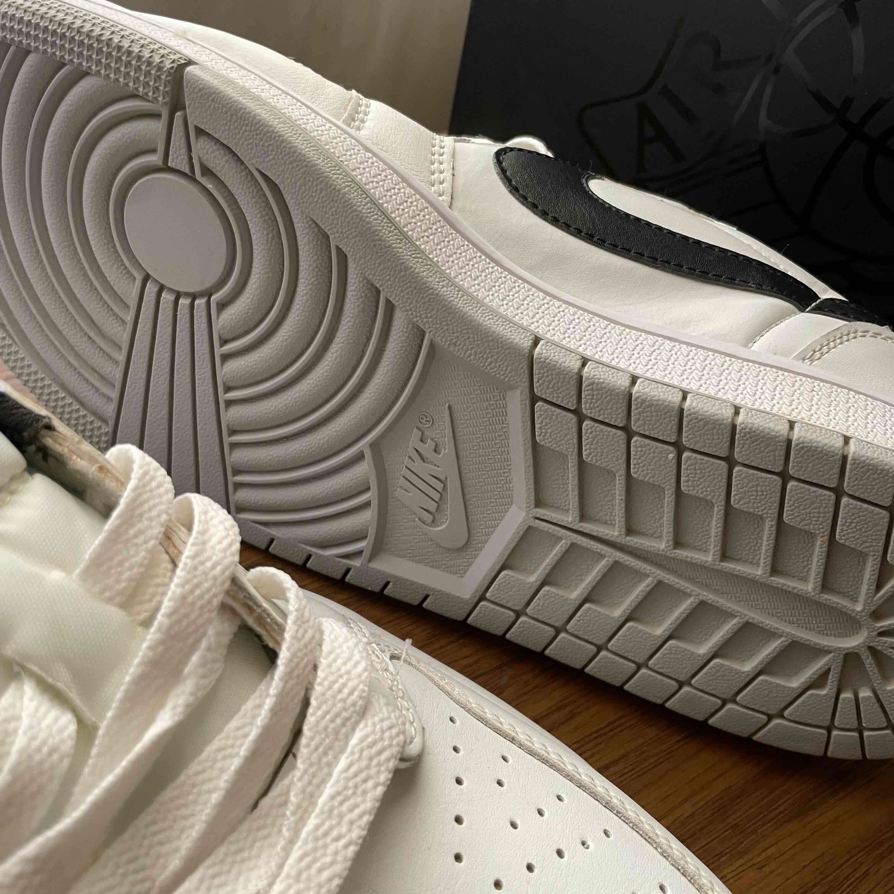 Zapatillas Nike Air Jordan Low - miniatura 4