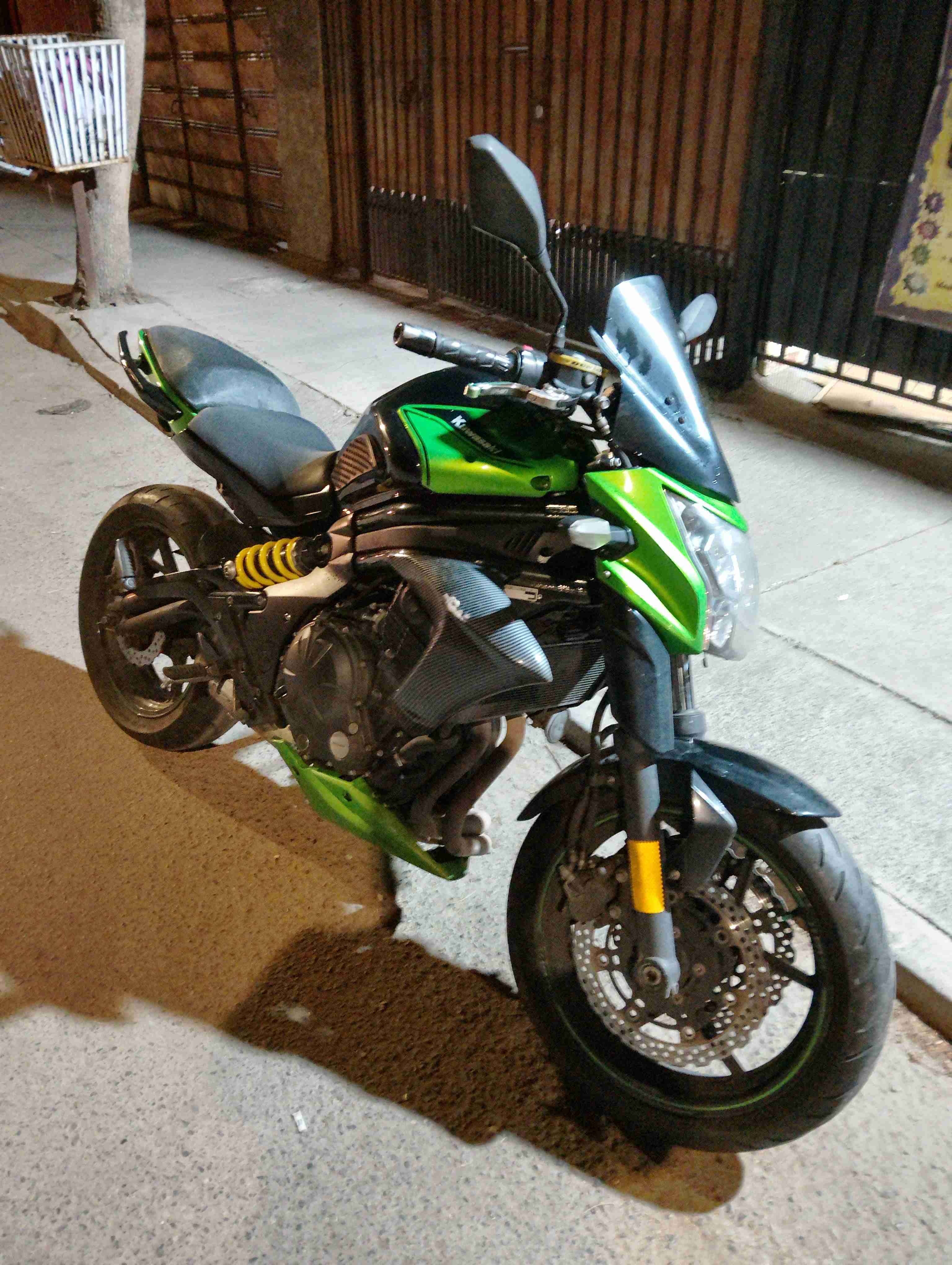 Moto kawasaki er6n 2016 - 1