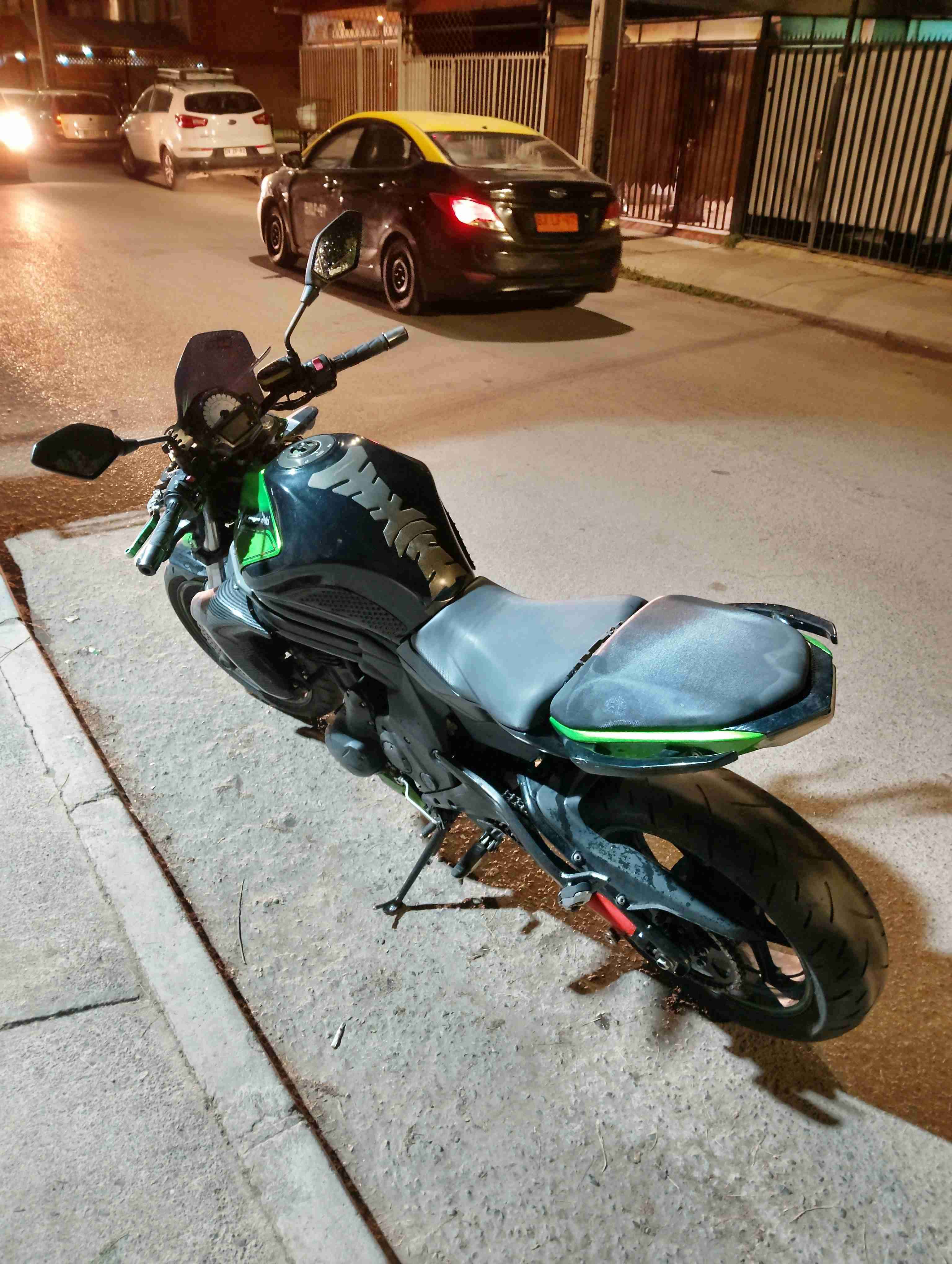 Moto kawasaki er6n 2016 - 3