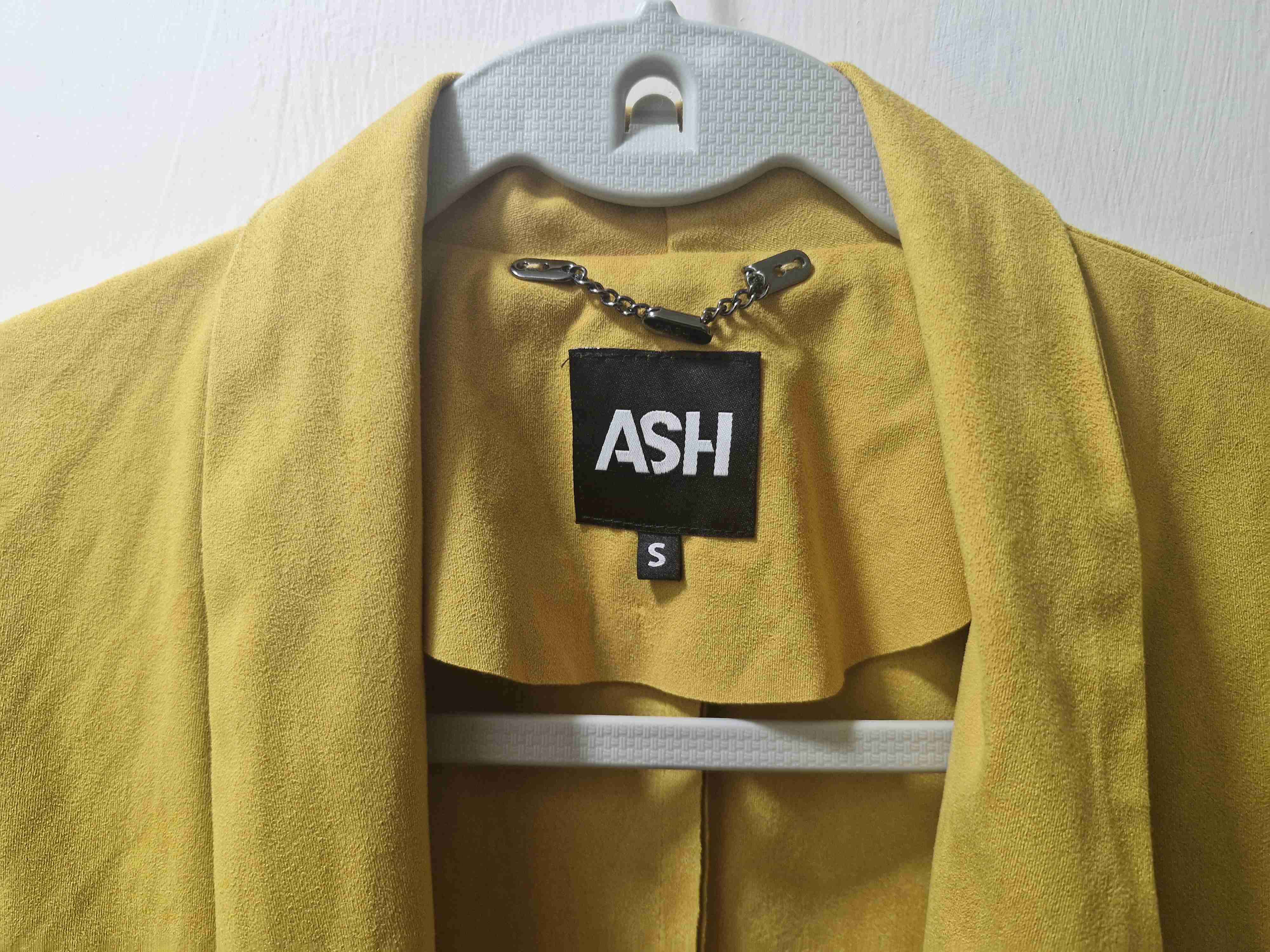 Blazer amarillo marca ASH - miniatura 2