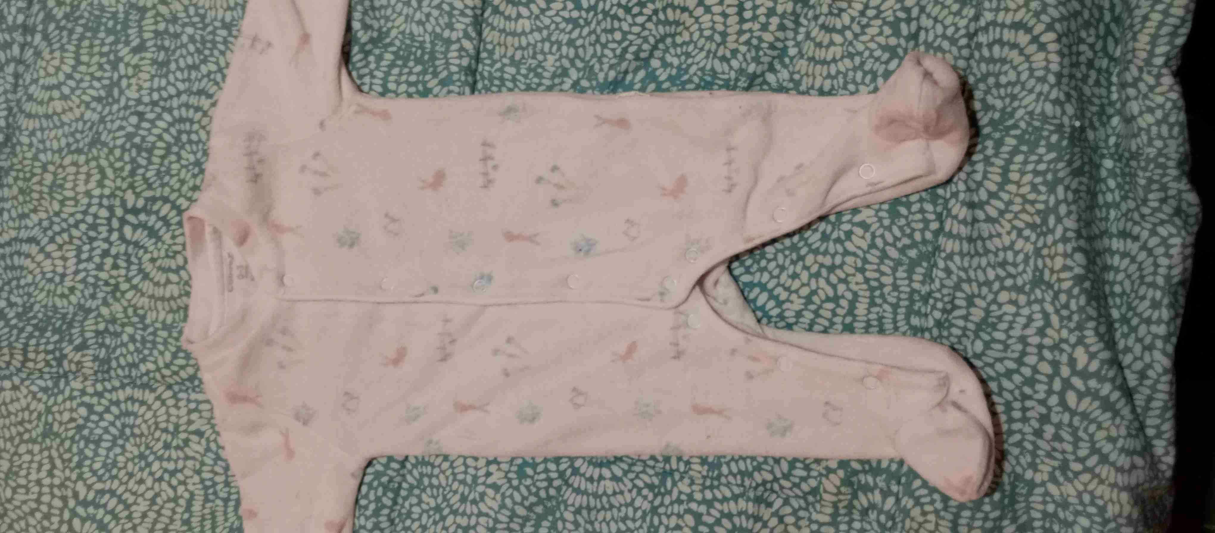 Enterito de bebé blanco