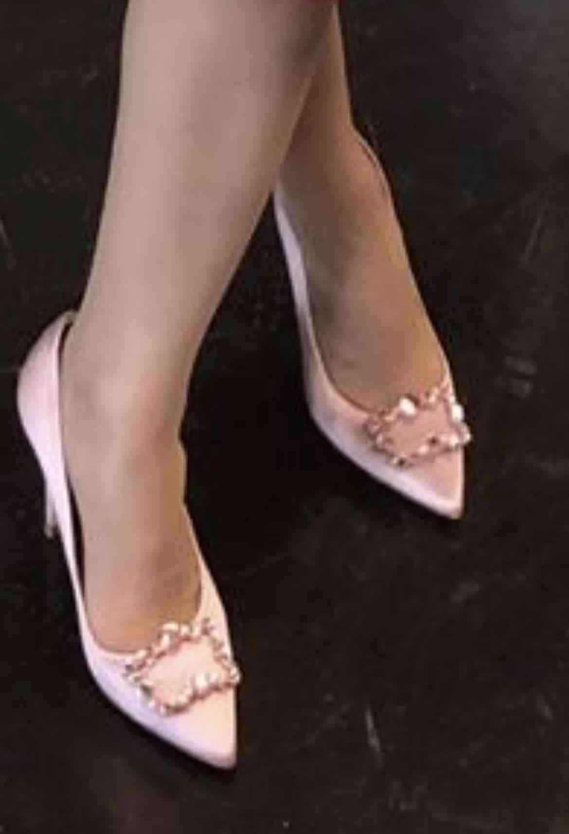 Tacones rosas con adornos brillantes en Swarovski - miniatura 2