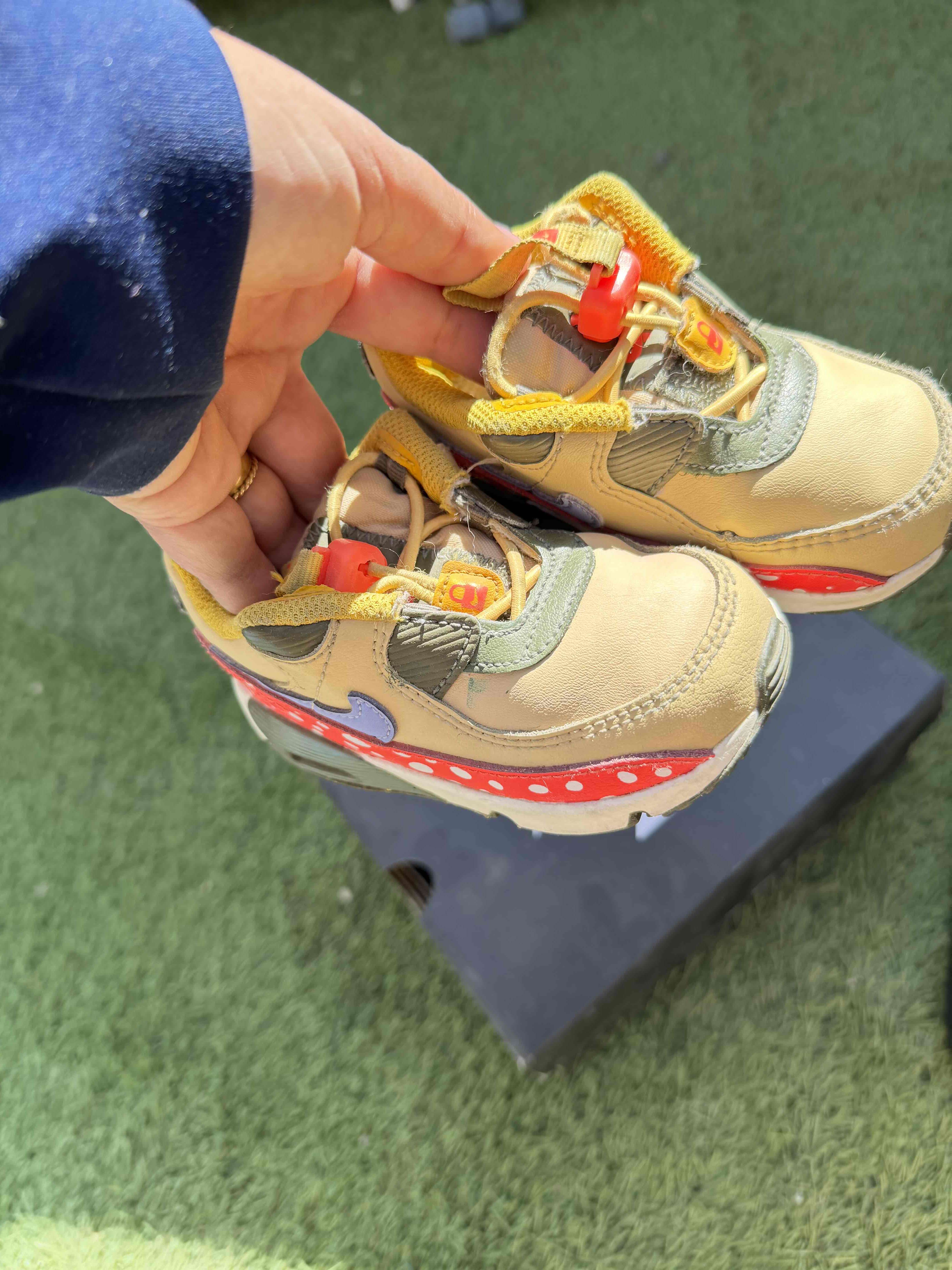 Zapatillas deportivas Nike rojas - miniatura 2