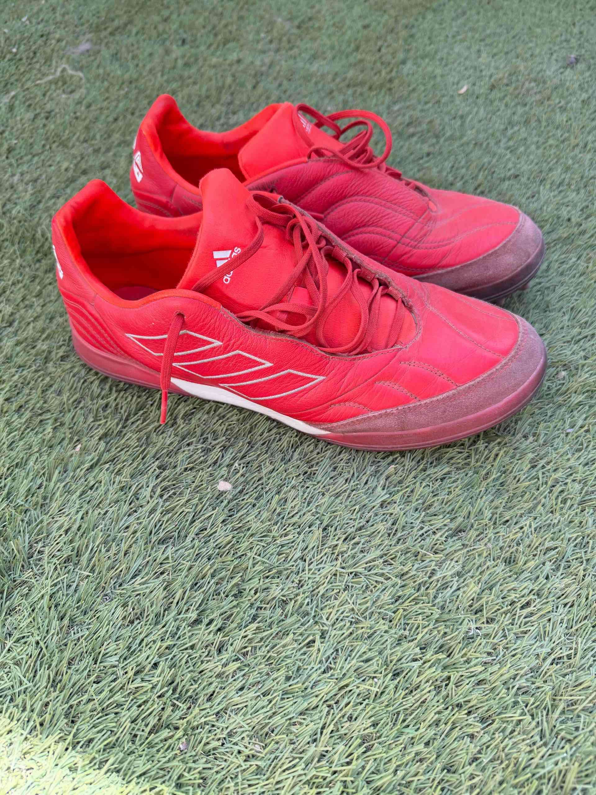 Zapatillas deportivas rojas - miniatura 1