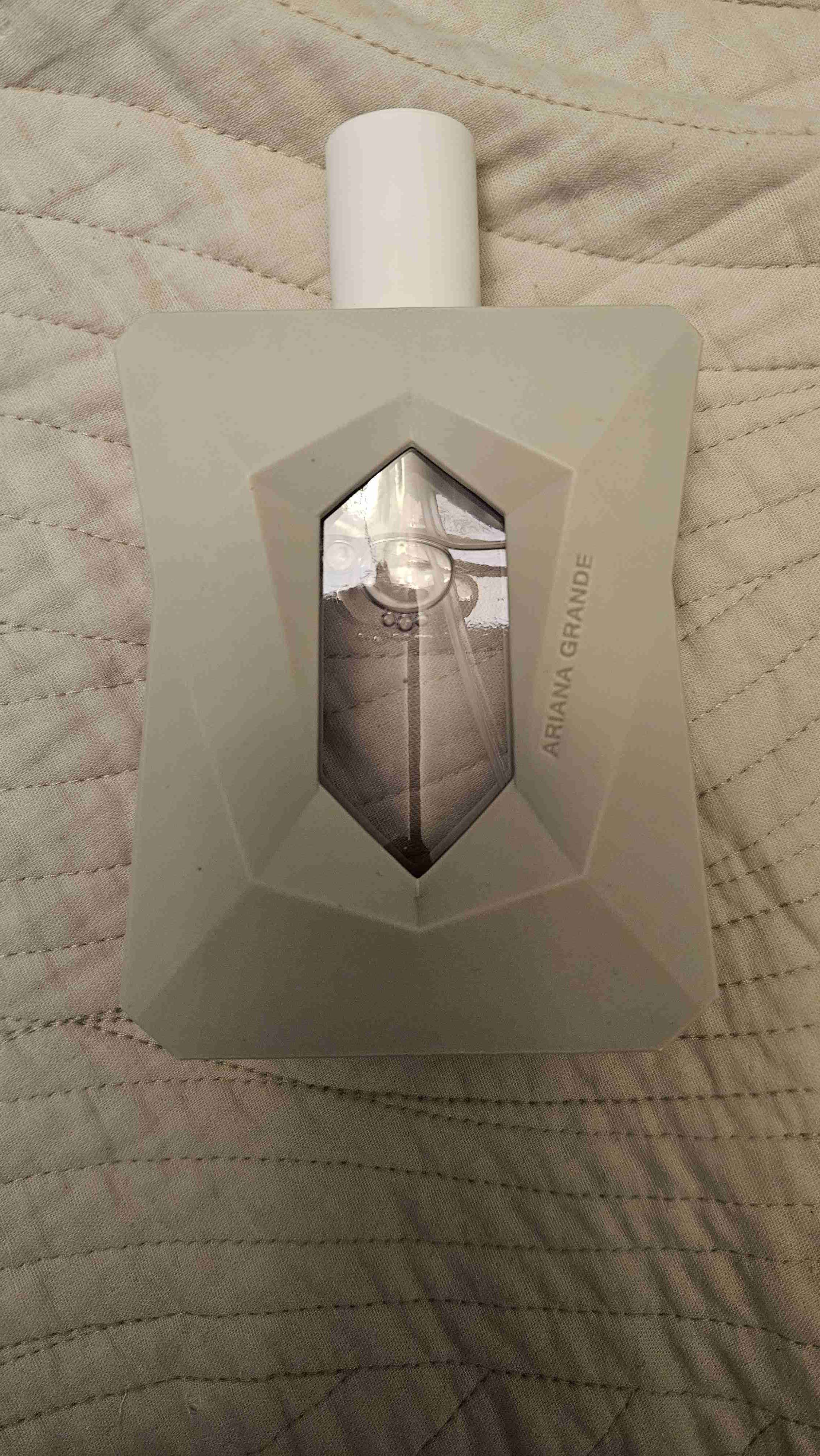 Perfume God is a Woman Ariana Grande 100 ml - miniatura 1