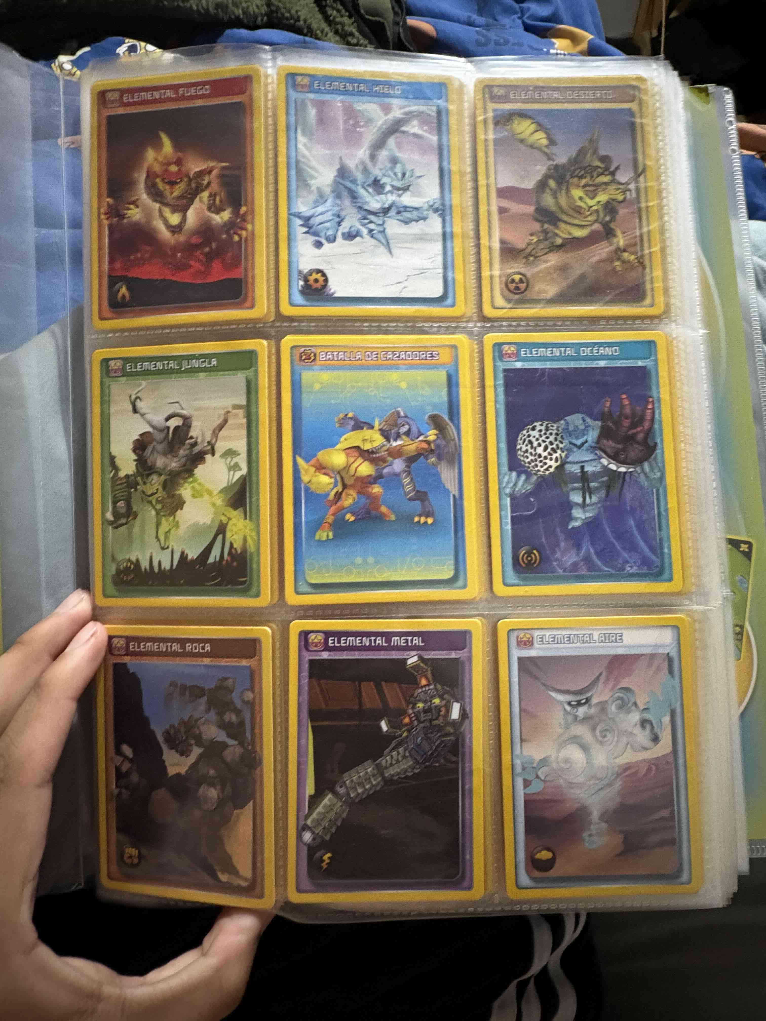 Álbum Invizimals con cartas - miniatura 2