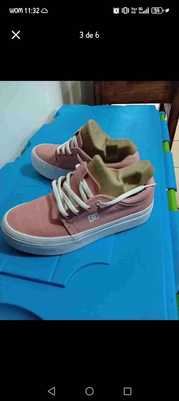 Zapatillas rosadas DC skate - miniatura 1