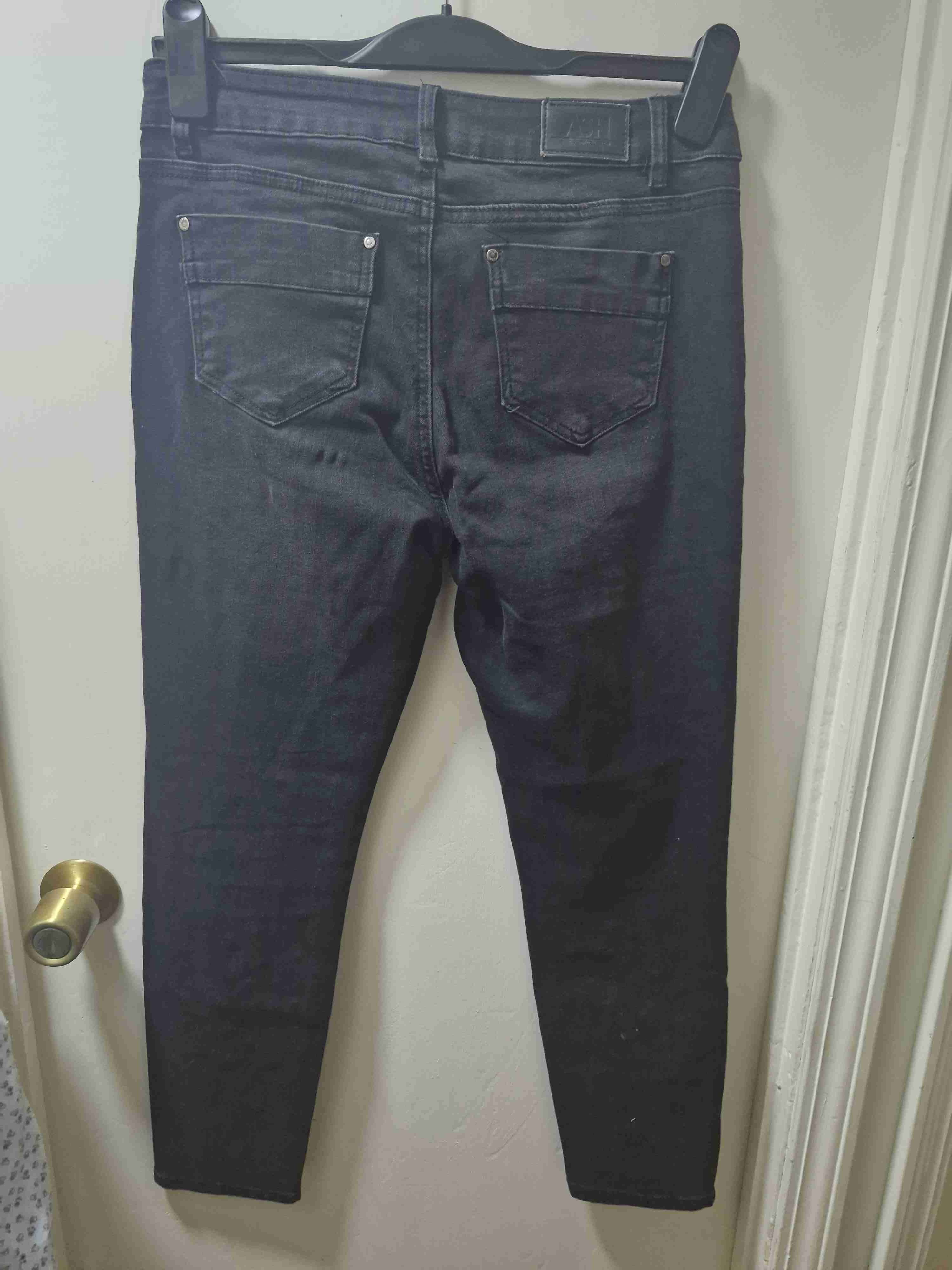 Jeans negros con tachas - miniatura 2